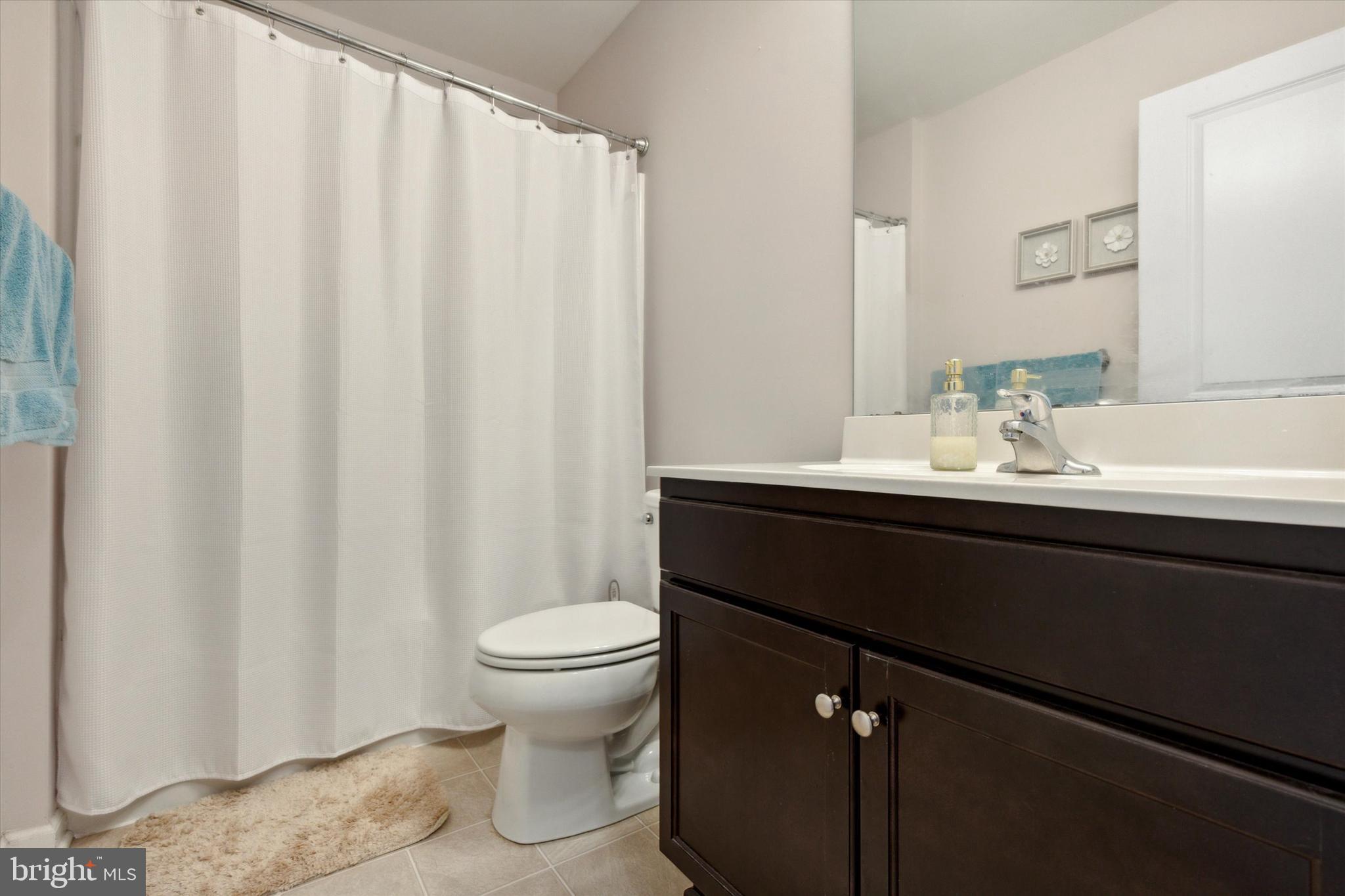 CARILLON HILL - Residential