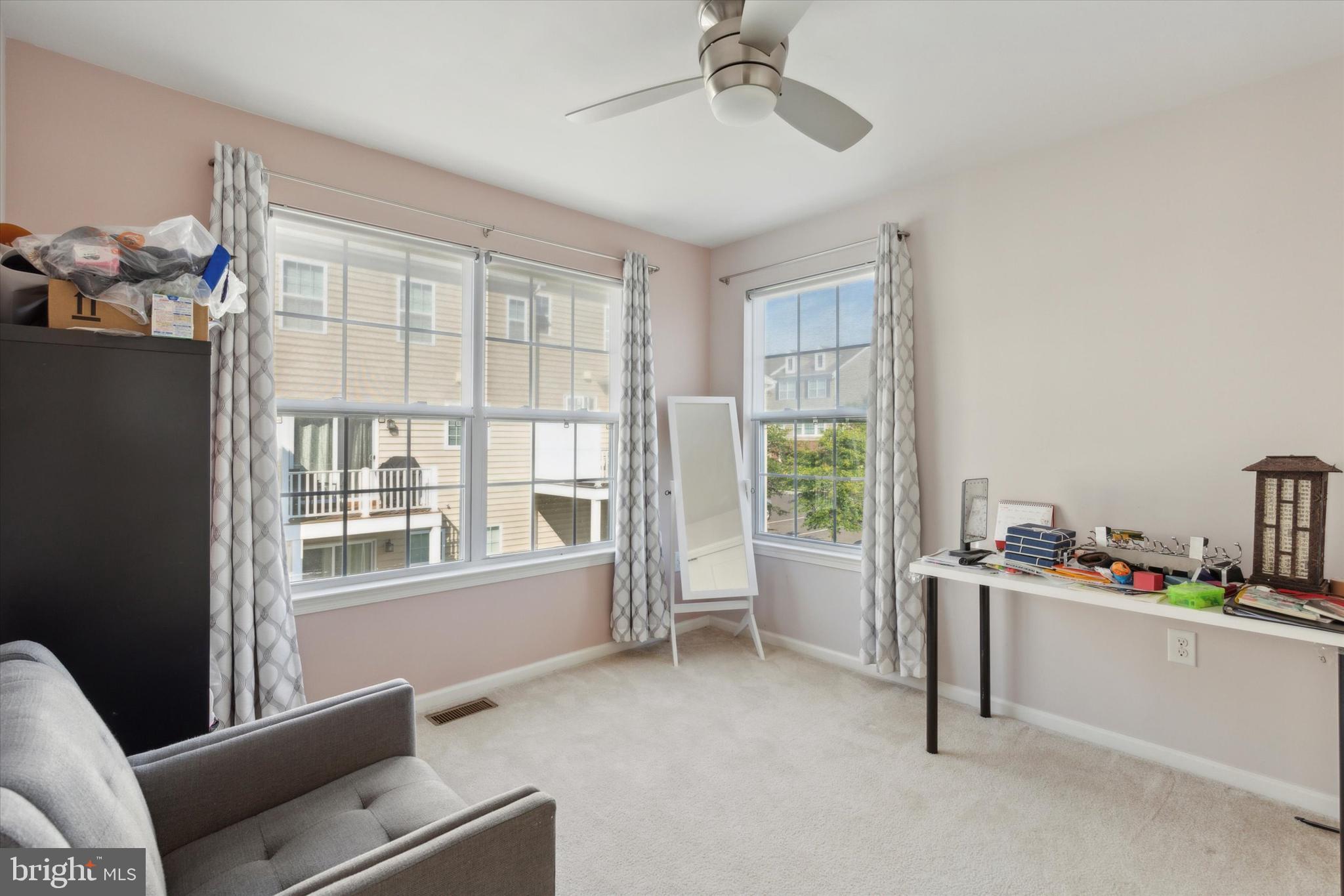 CARILLON HILL - Residential