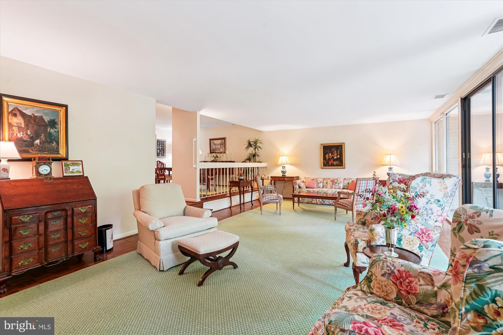 SUMNER VILLAGE - Residential