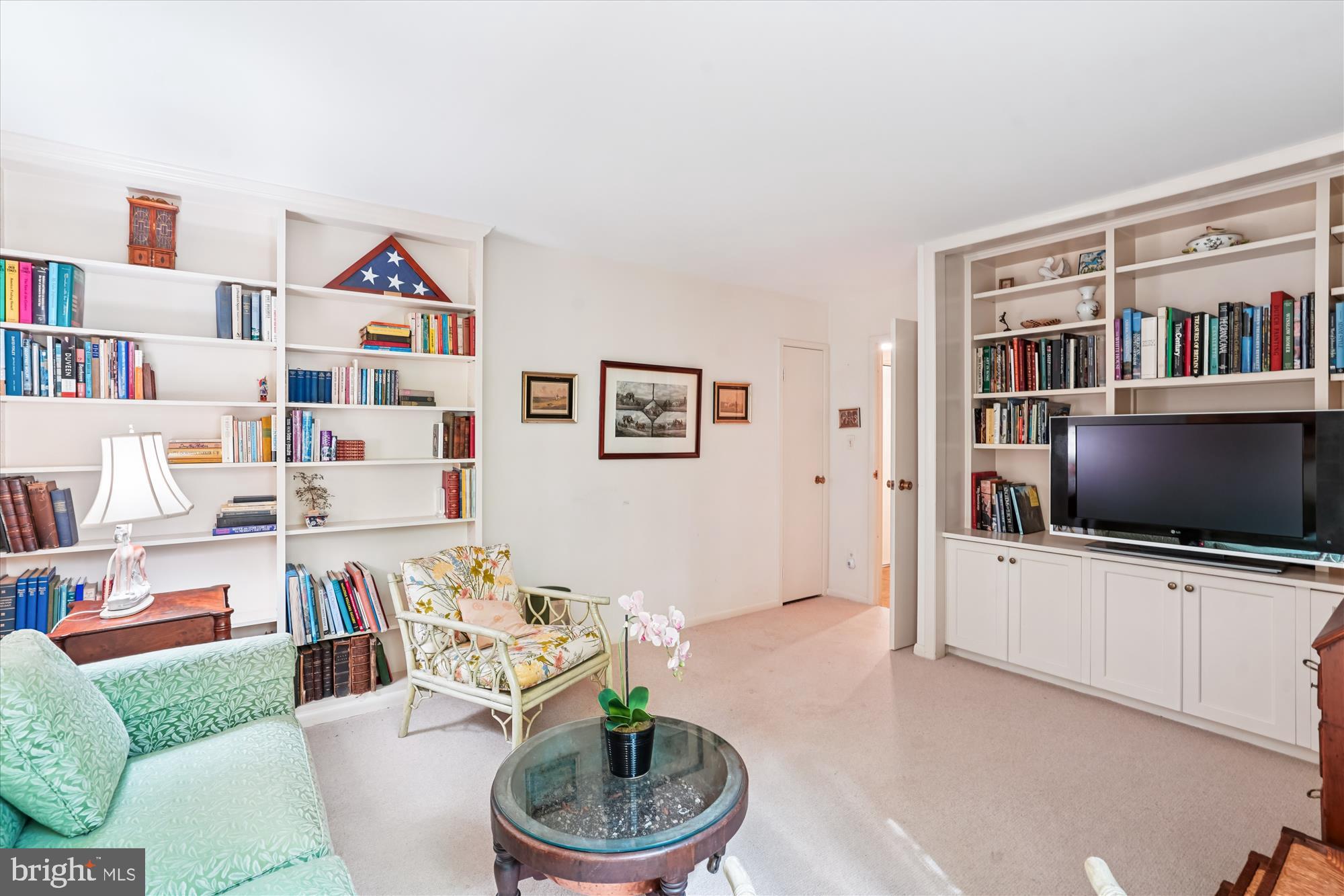 SUMNER VILLAGE - Residential