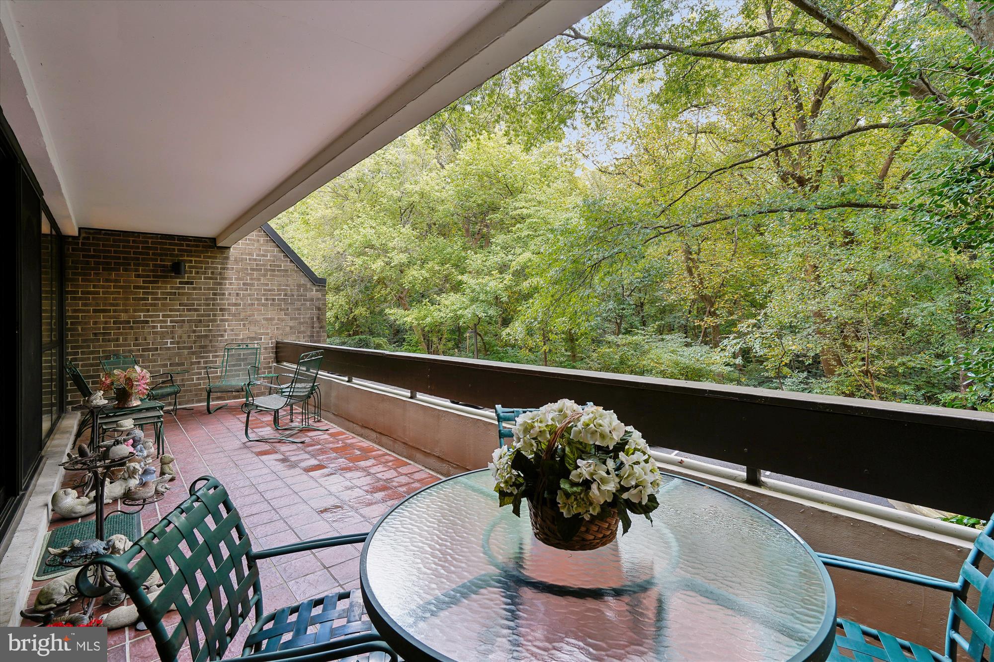 SUMNER VILLAGE - Residential