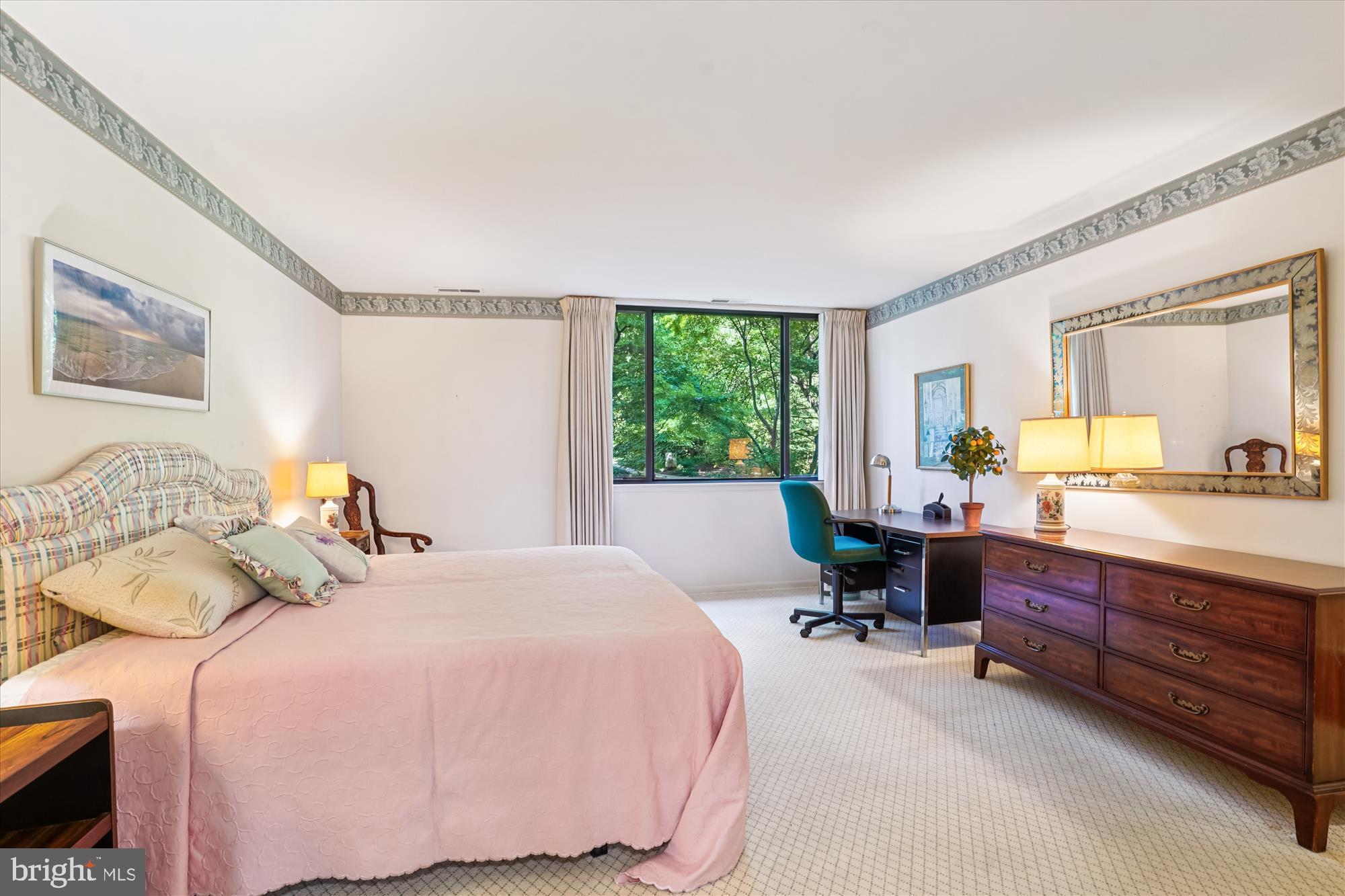 SUMNER VILLAGE - Residential