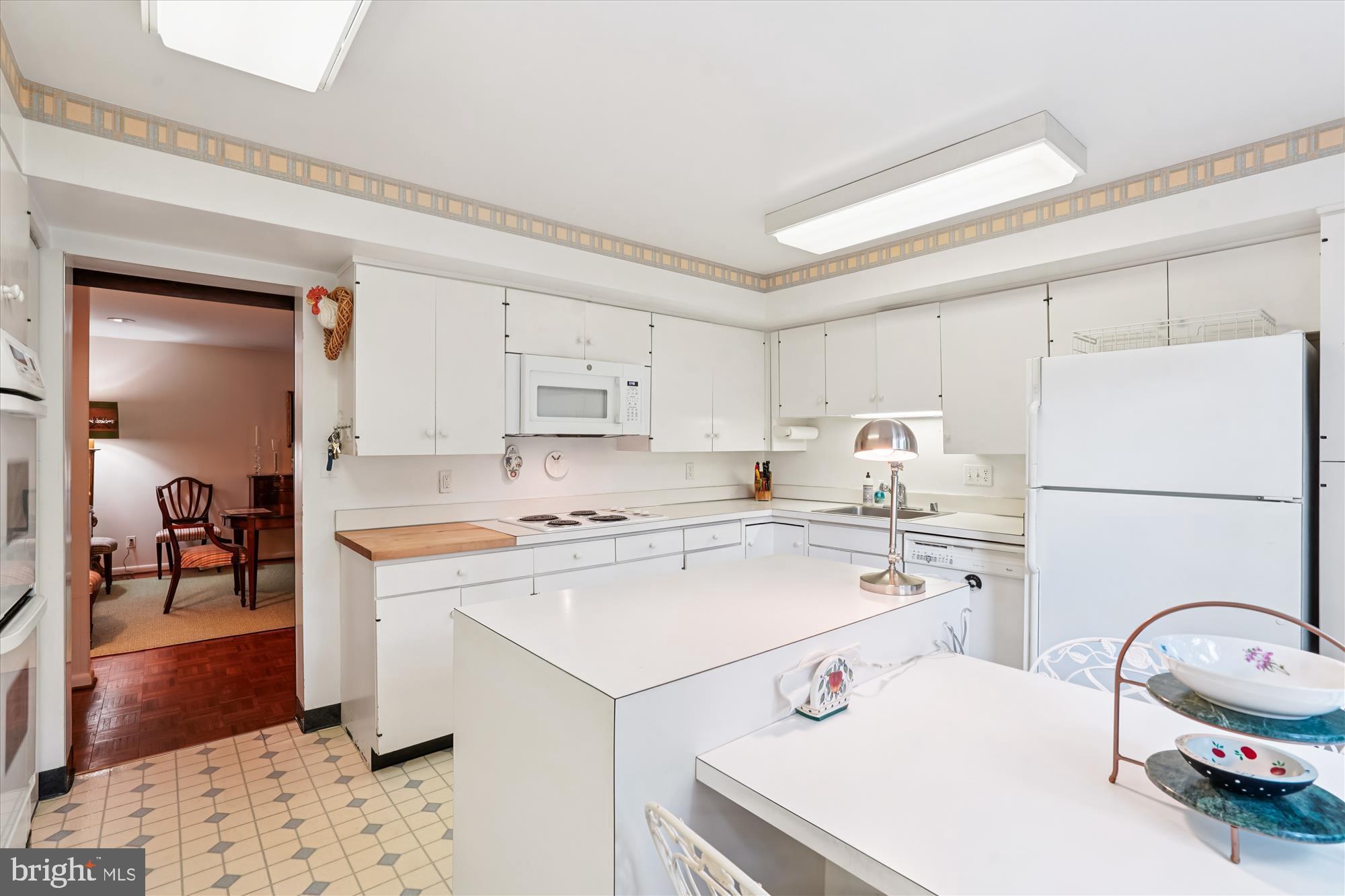 SUMNER VILLAGE - Residential