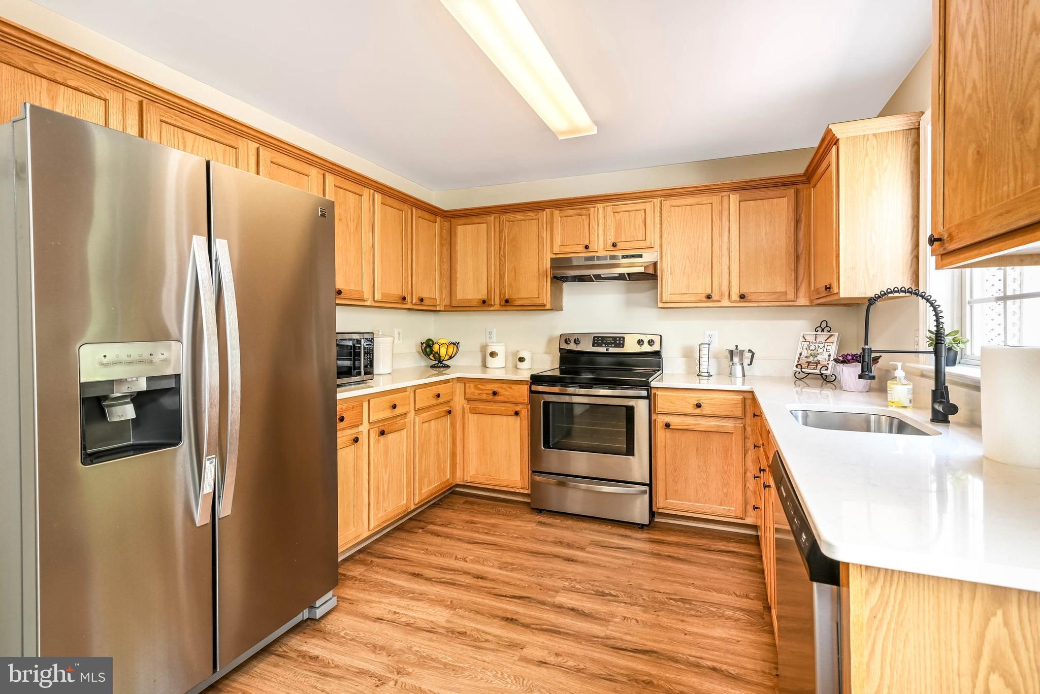 TALL OAKS - Residential