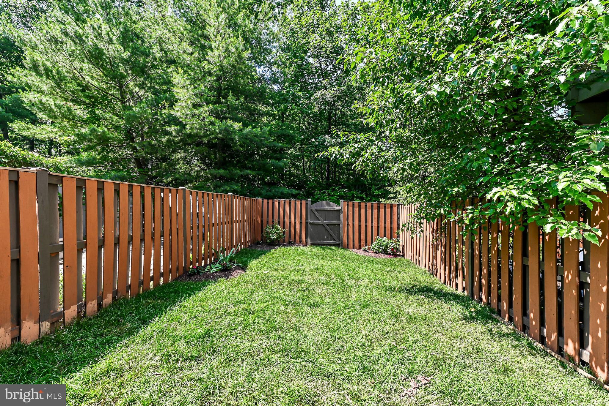 TALL OAKS - Residential