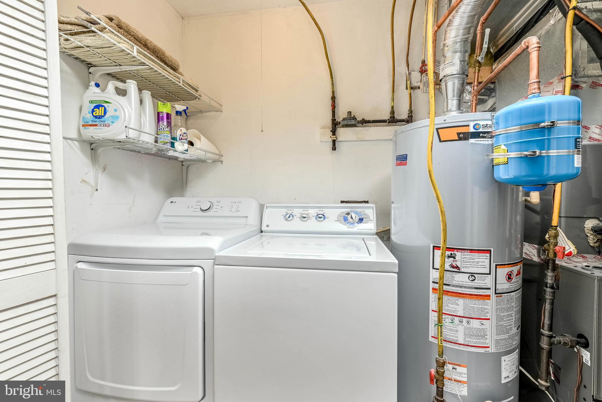 TALL OAKS - Residential