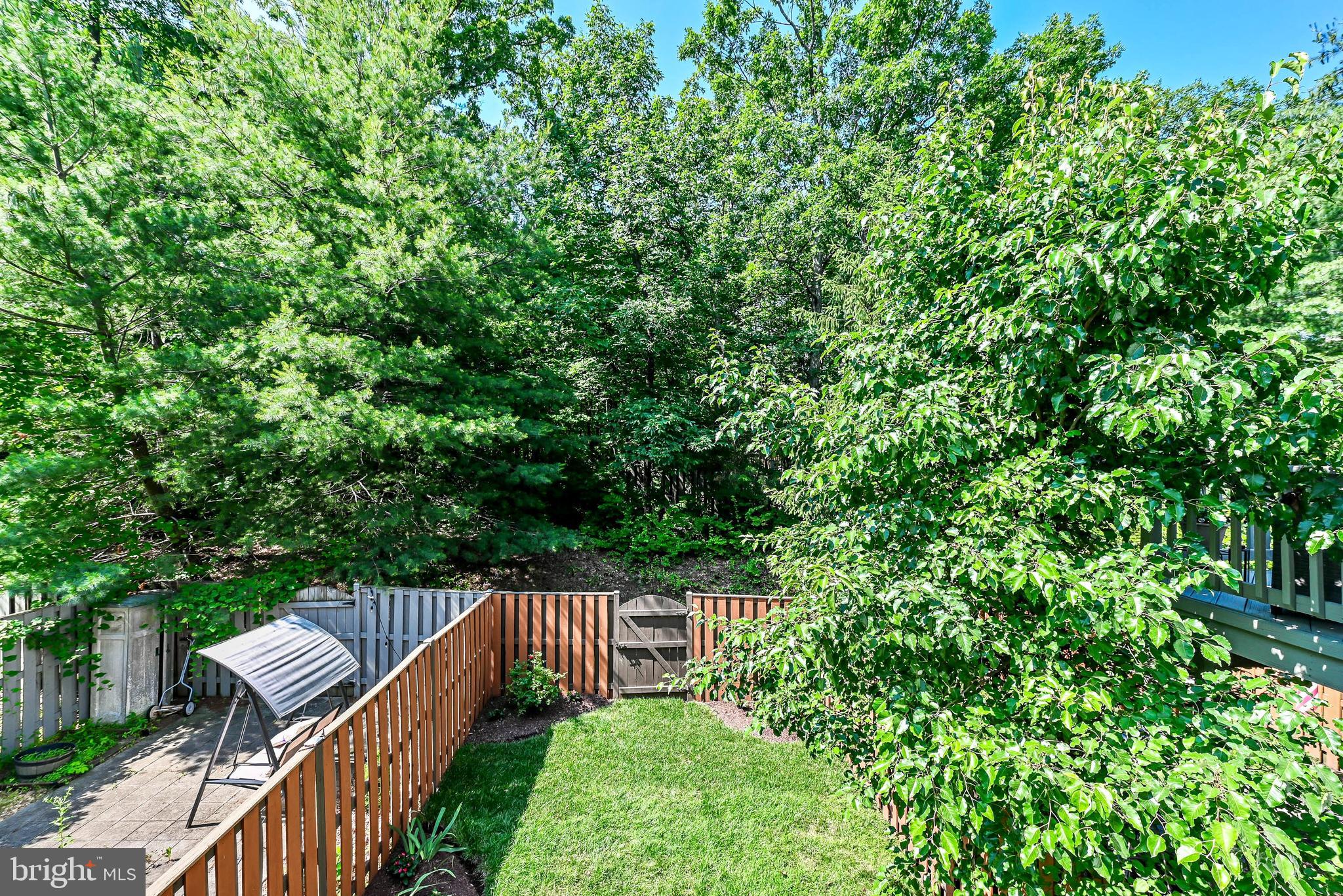 TALL OAKS - Residential