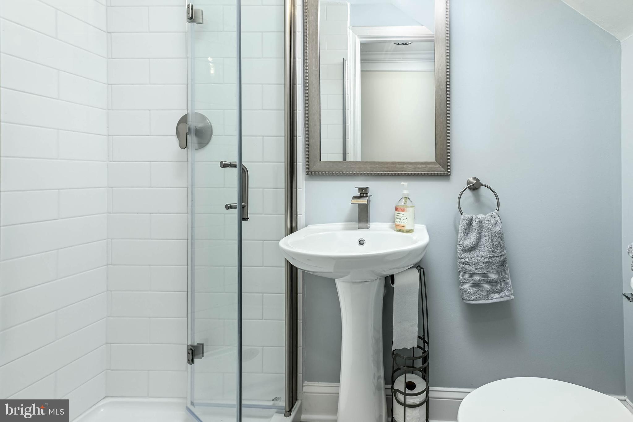 TALL OAKS - Residential