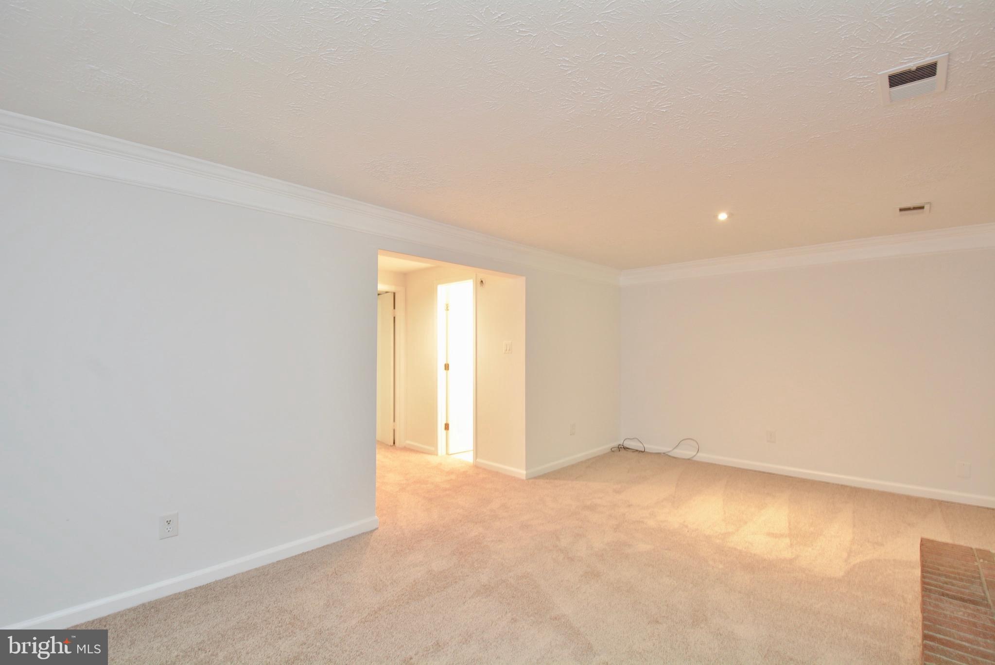 MONTCLAIR - Residential