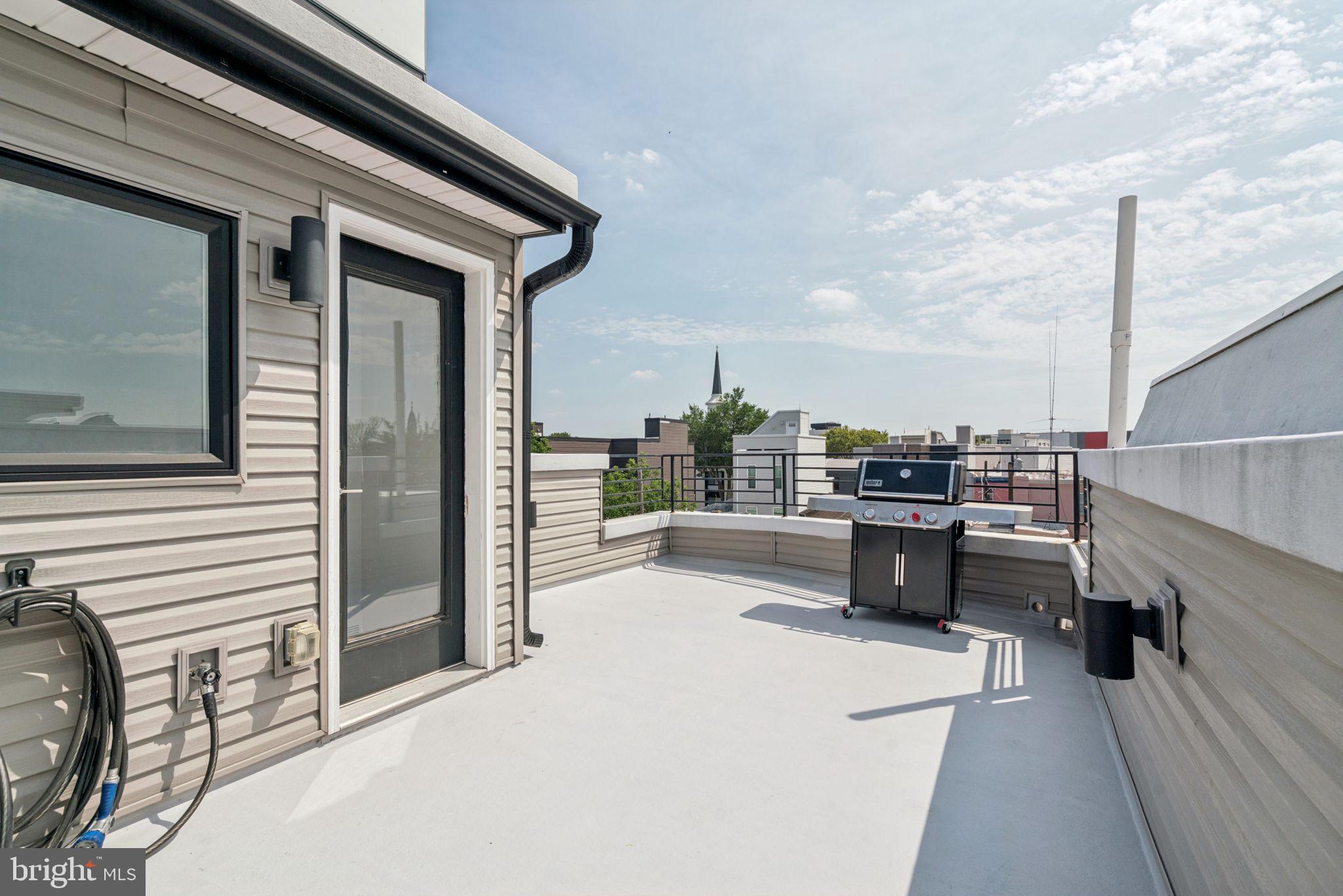 OLDE KENSINGTON - Residential