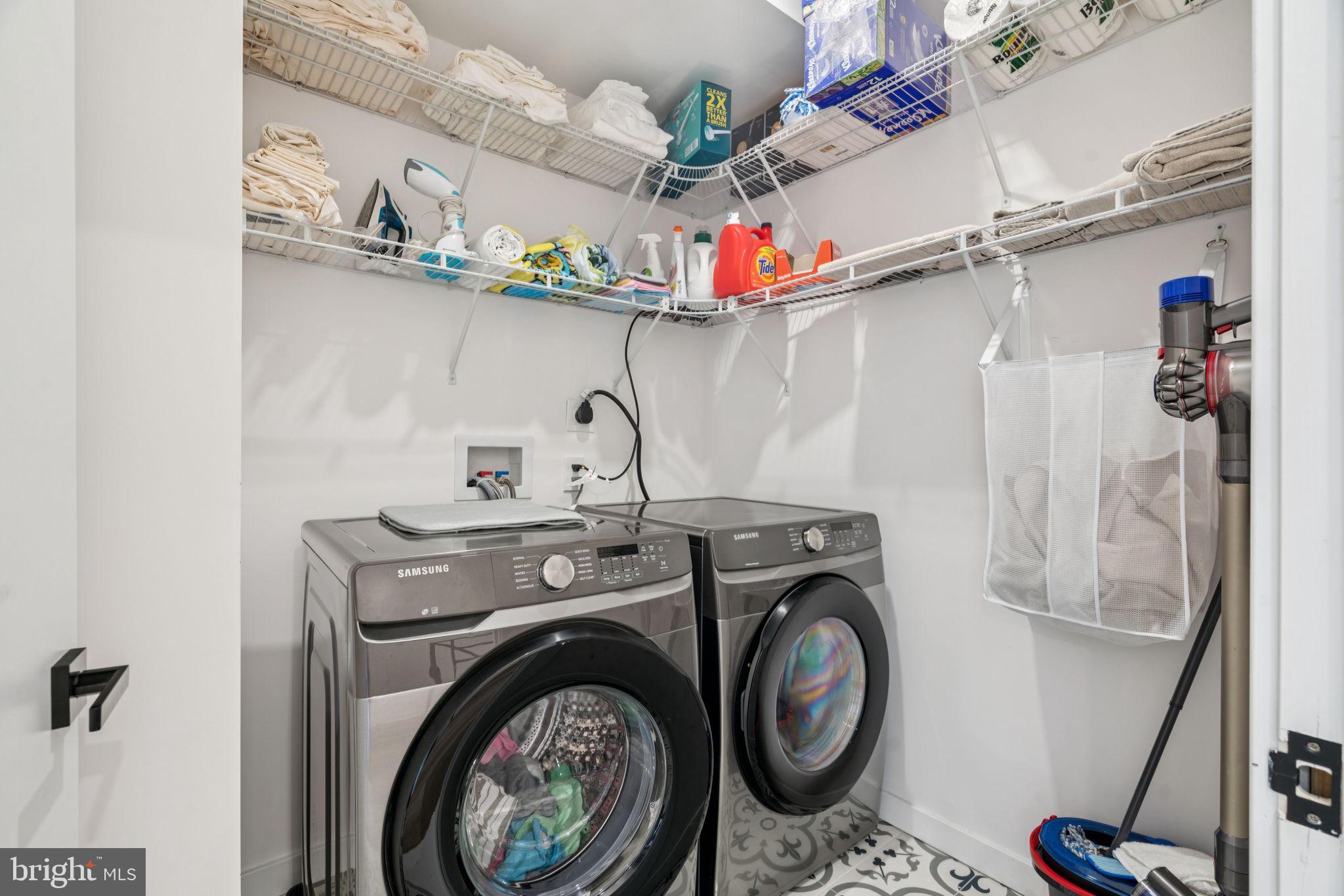 OLDE KENSINGTON - Residential