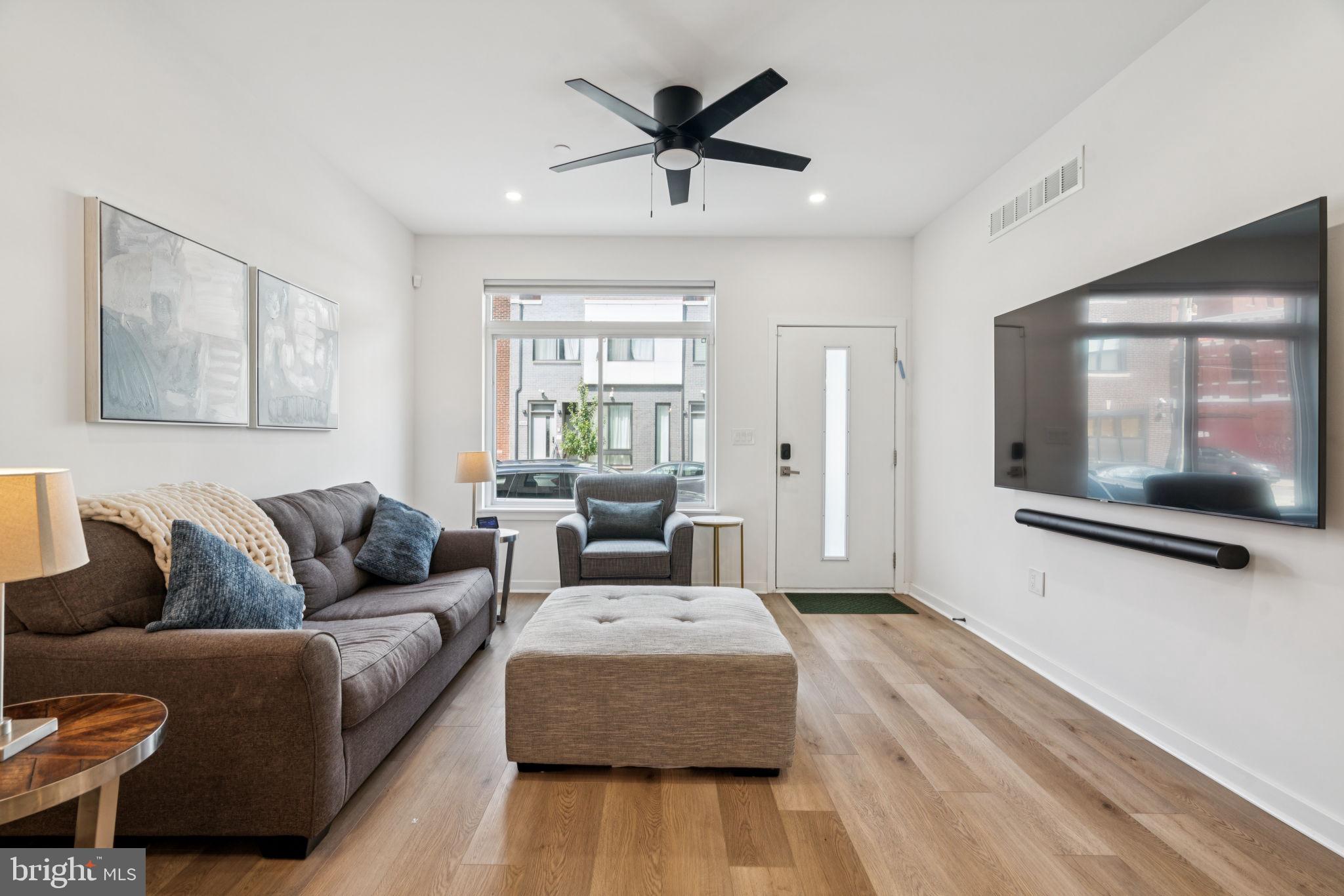 OLDE KENSINGTON - Residential