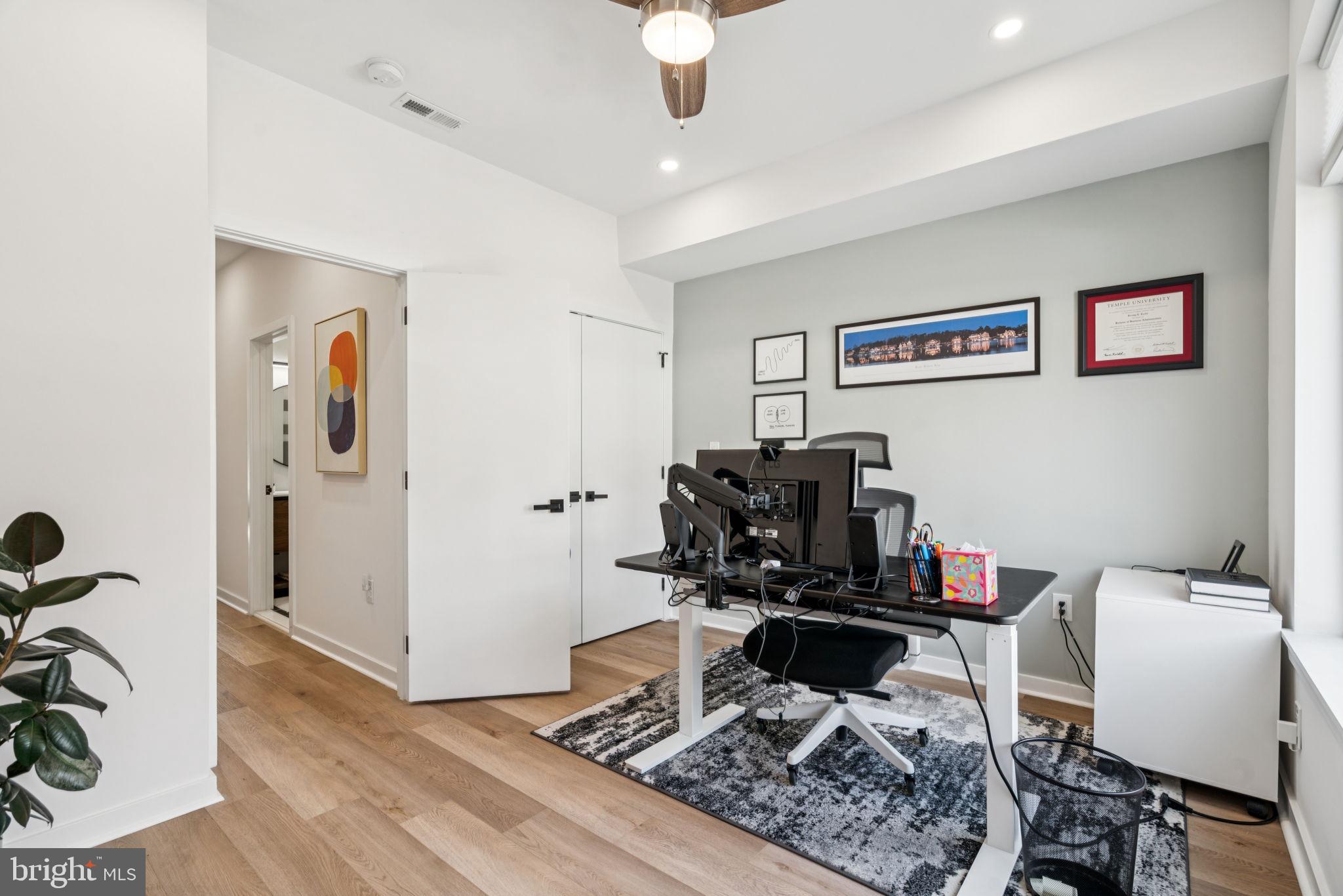 OLDE KENSINGTON - Residential