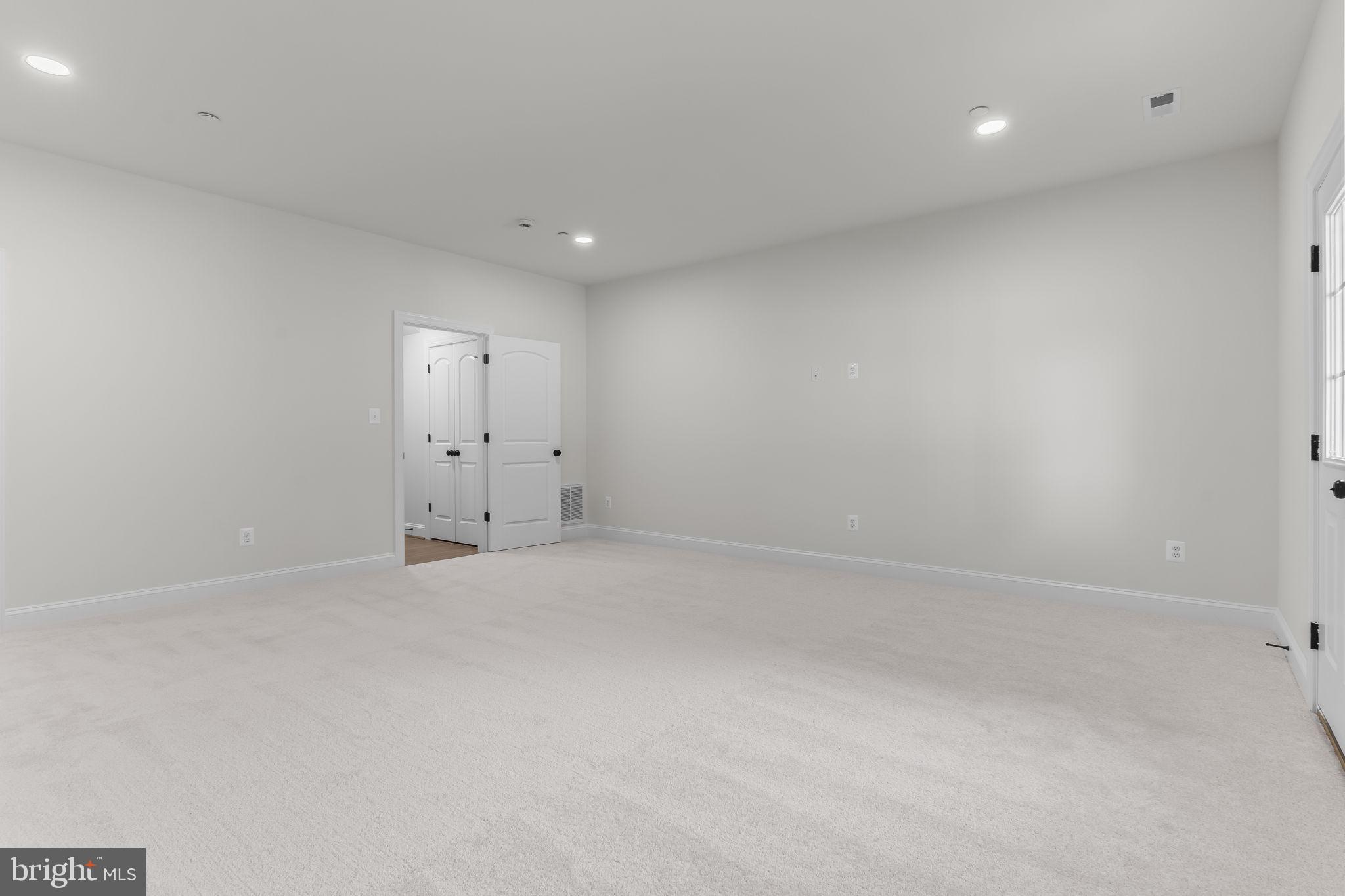 MEADOWS AT TOWN RUN - Residential