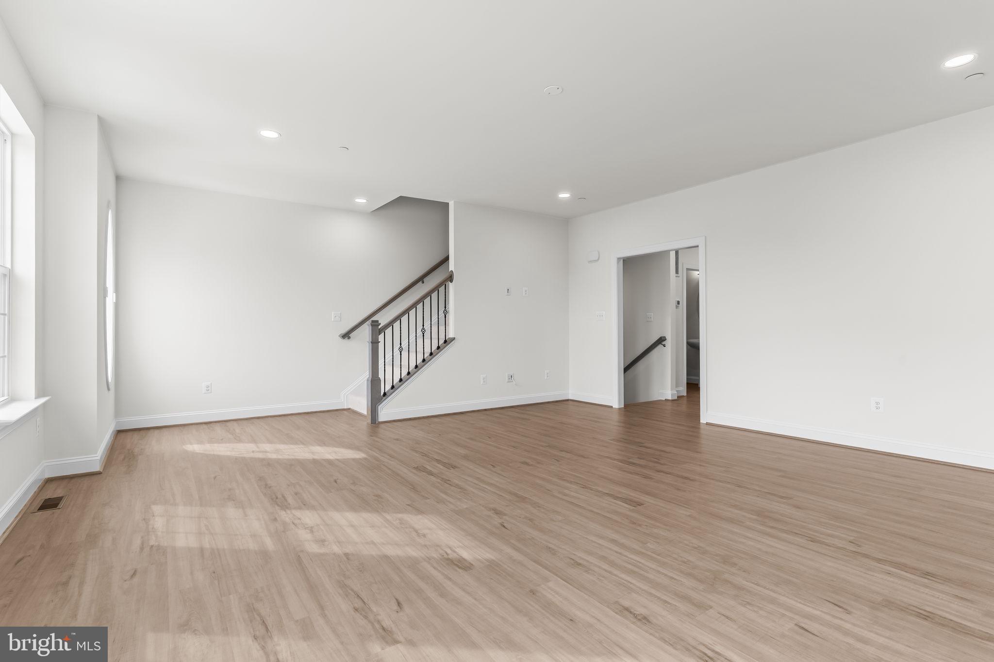 MEADOWS AT TOWN RUN - Residential