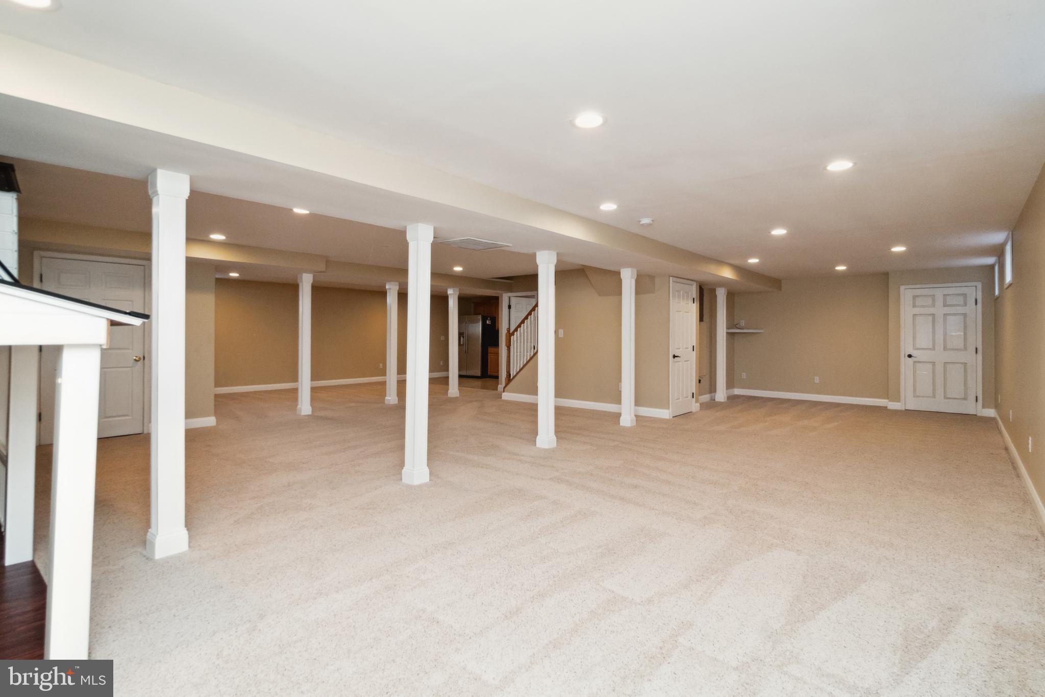 STONEY CREEK FARMS - Residential