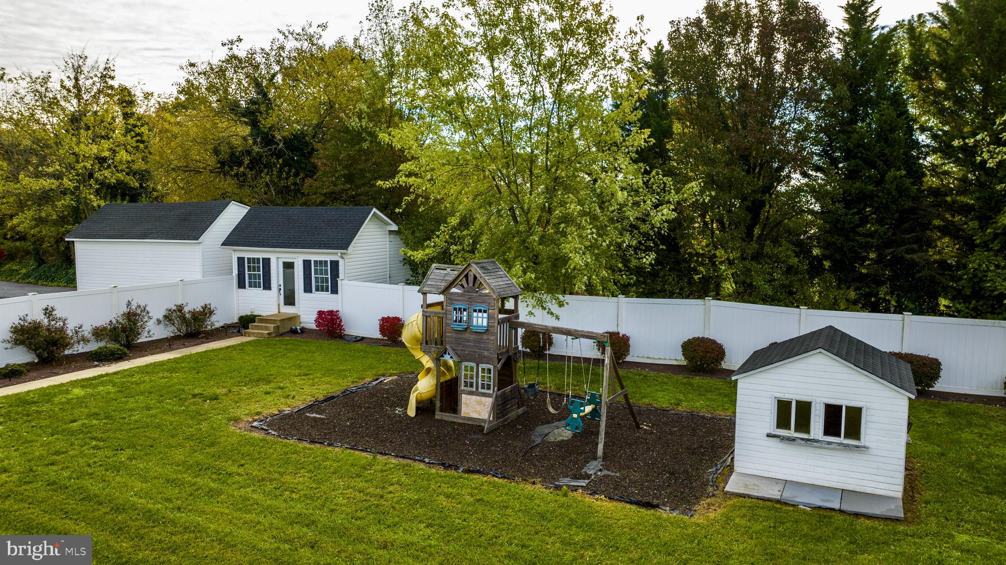 STONEY CREEK FARMS - Residential