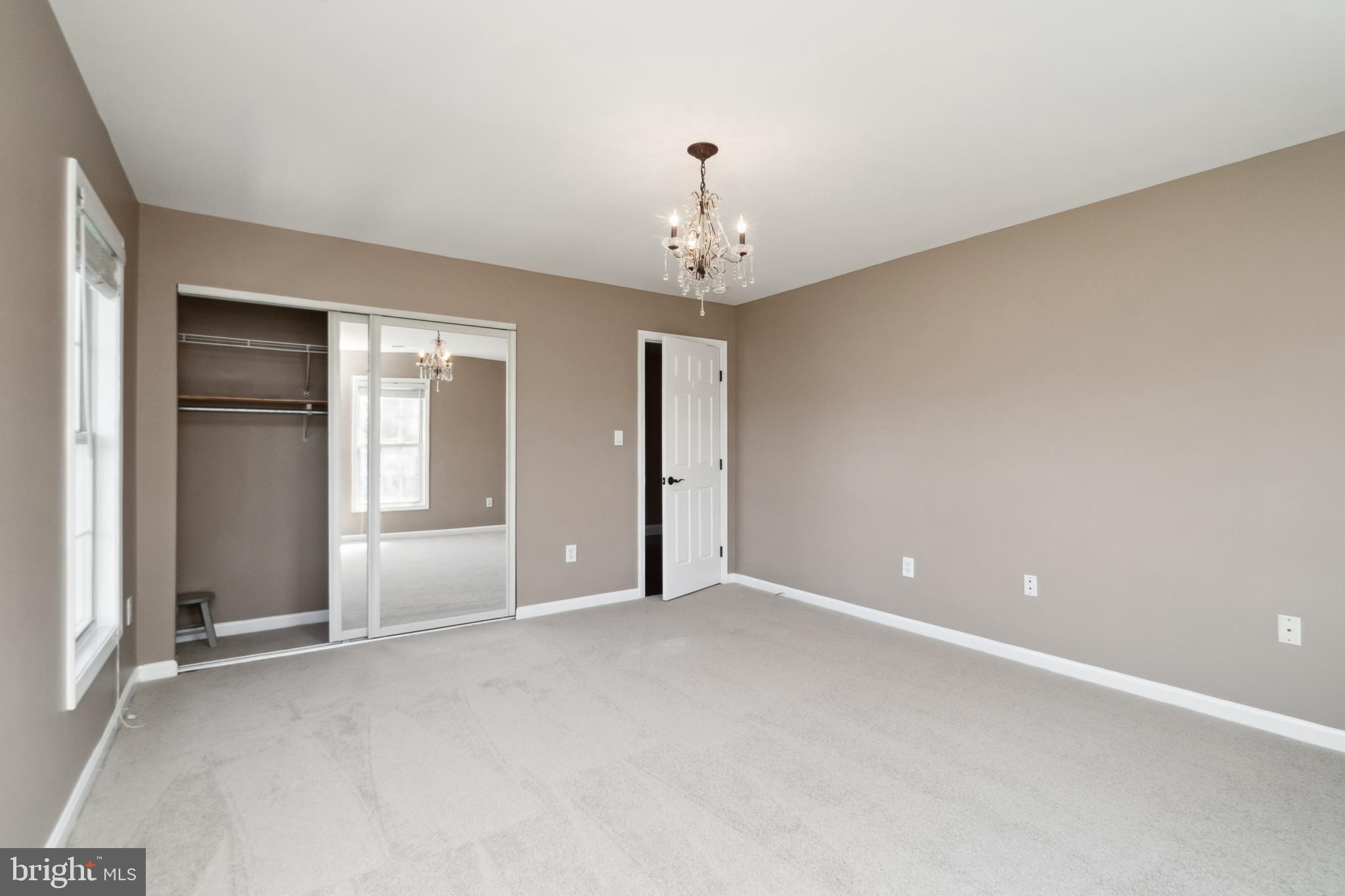 STONEY CREEK FARMS - Residential