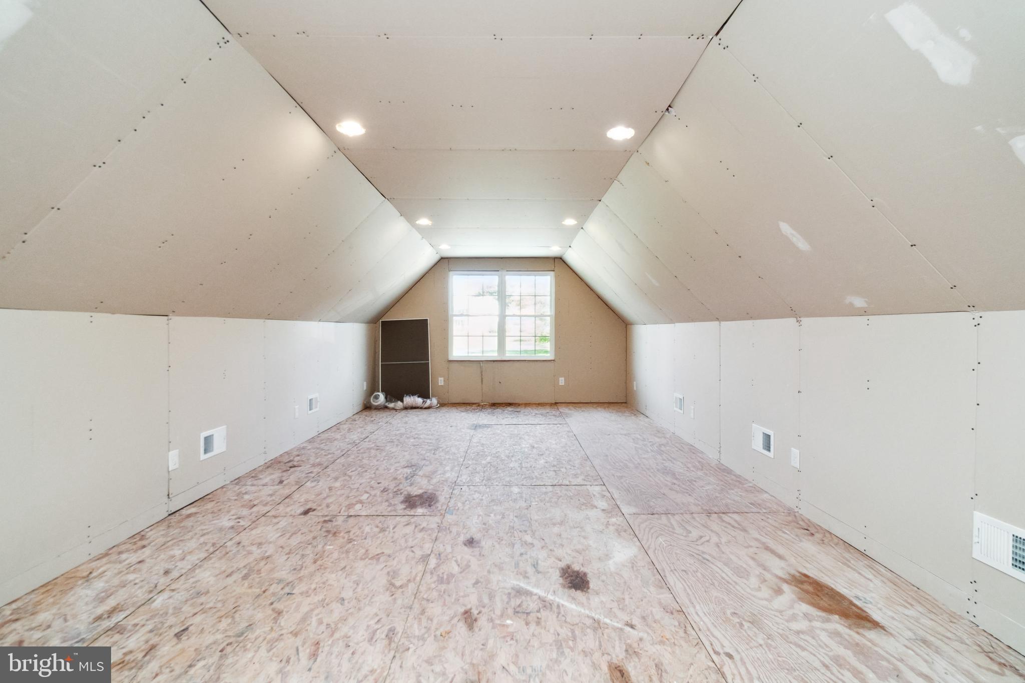 STONEY CREEK FARMS - Residential