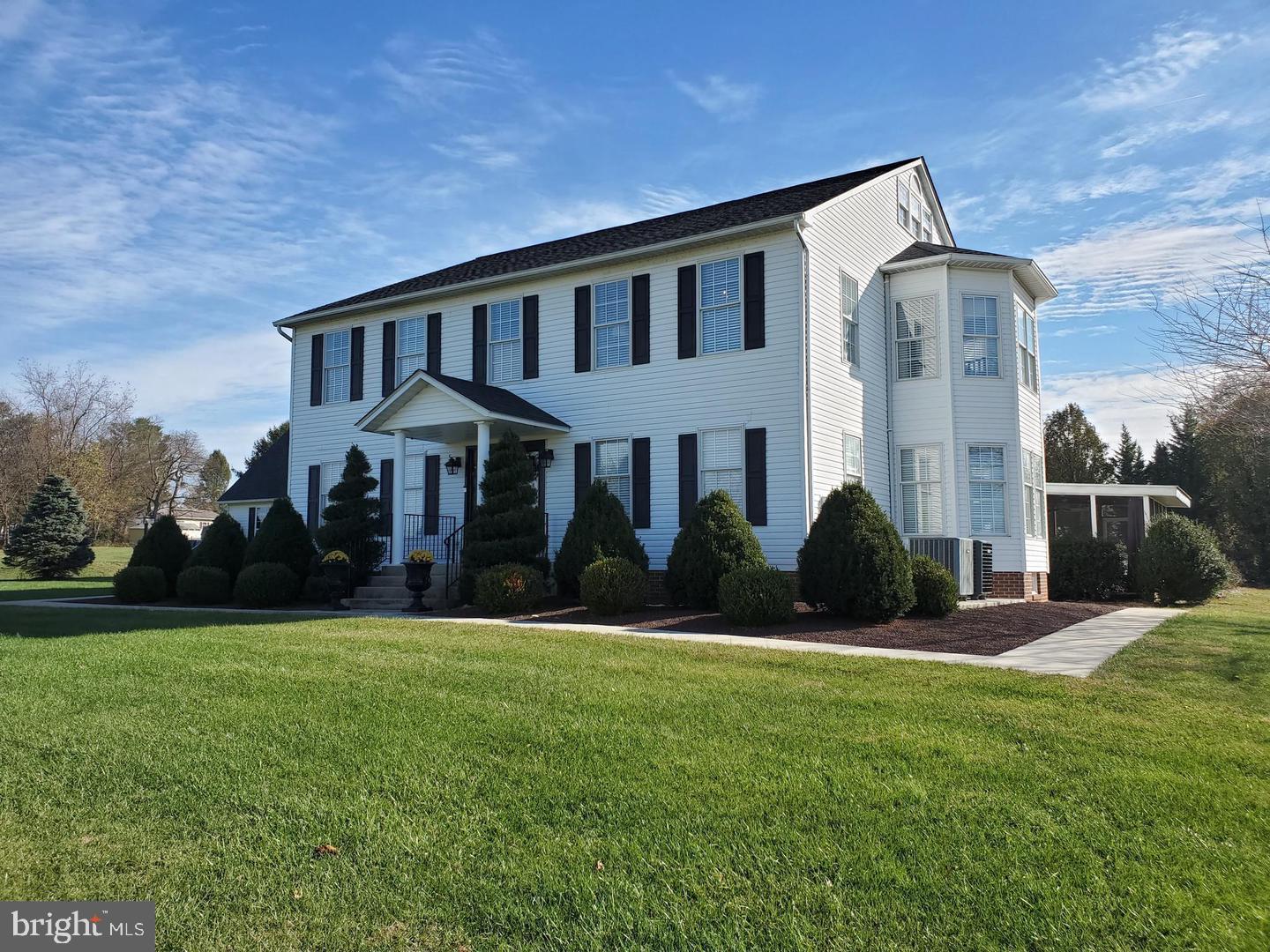 STONEY CREEK FARMS - Residential