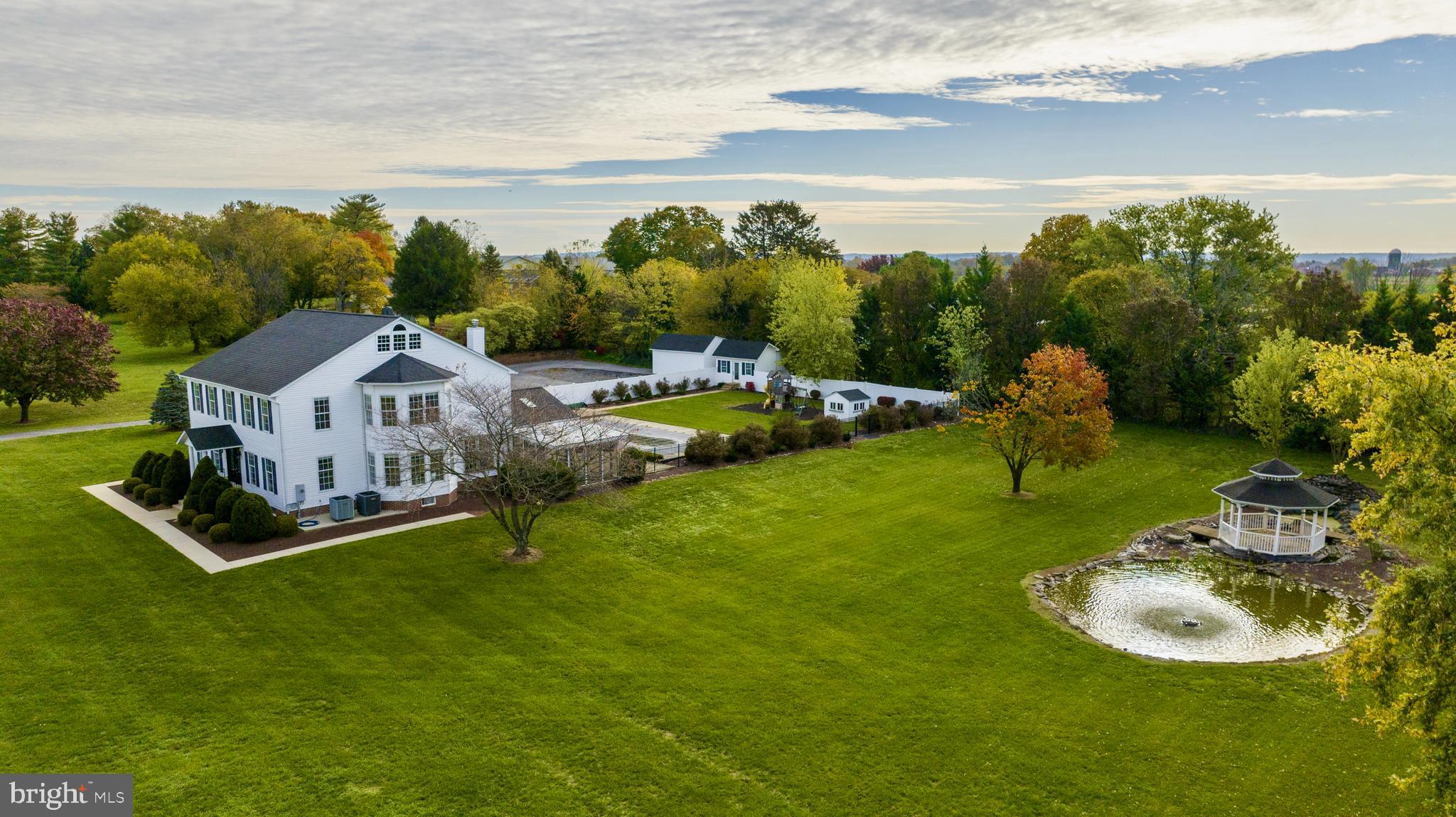 STONEY CREEK FARMS - Residential