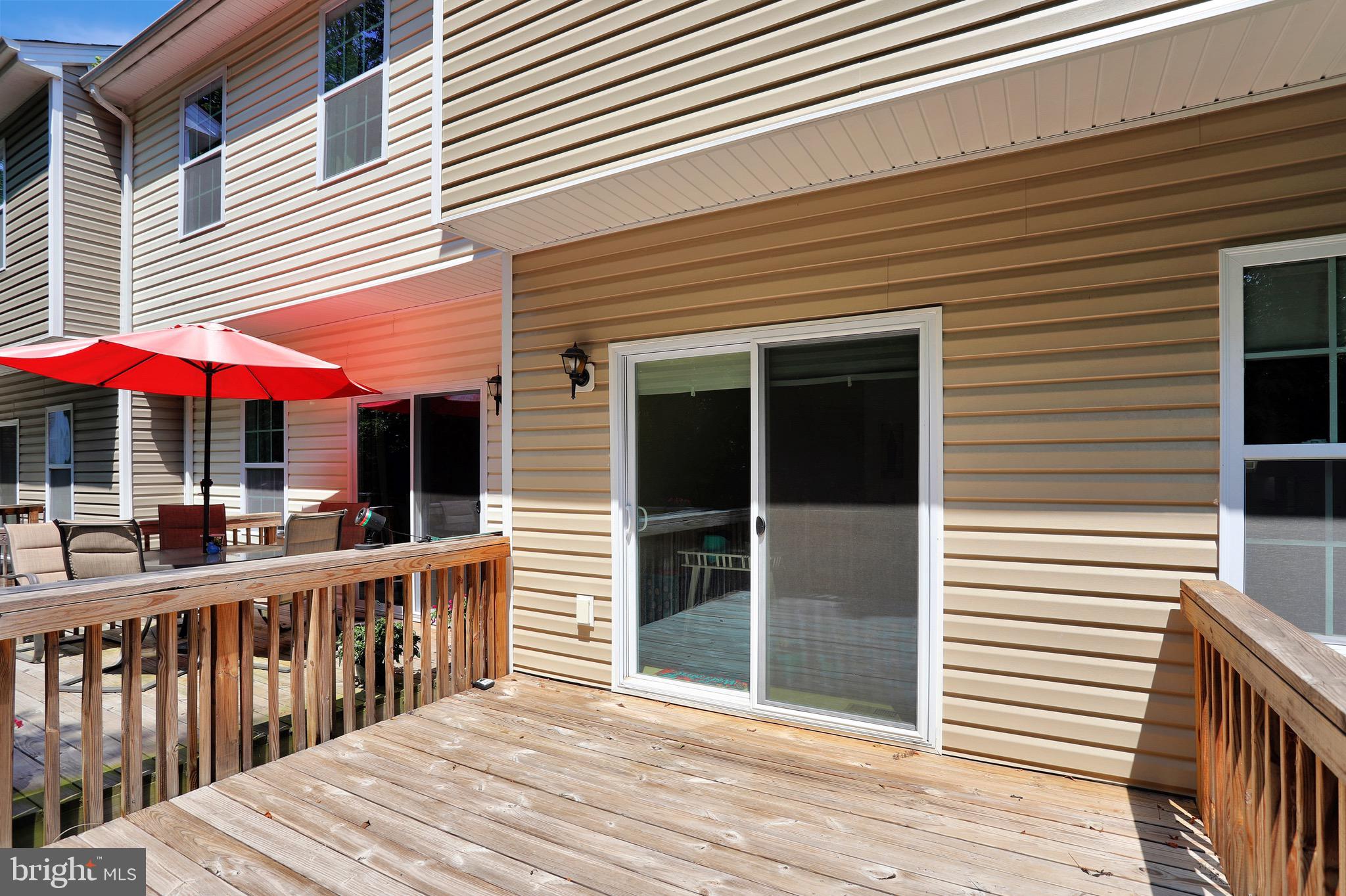 COLONIAL HILLS - Residential