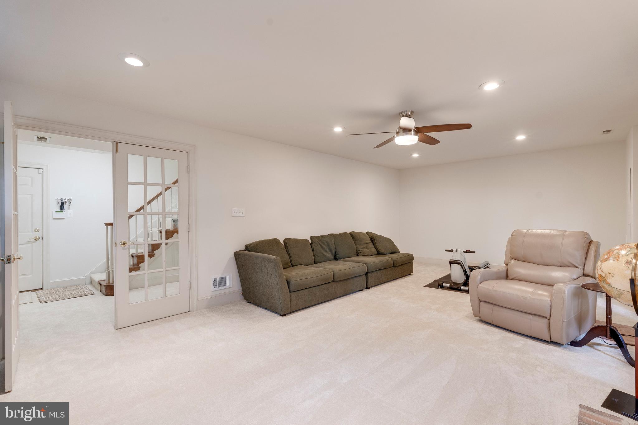 DECOVERLY ADVENTURE - Residential