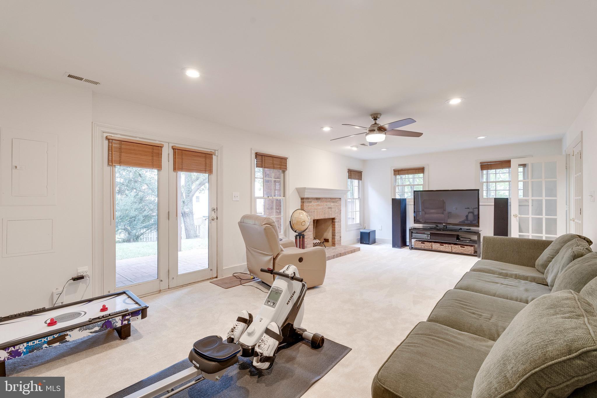 DECOVERLY ADVENTURE - Residential