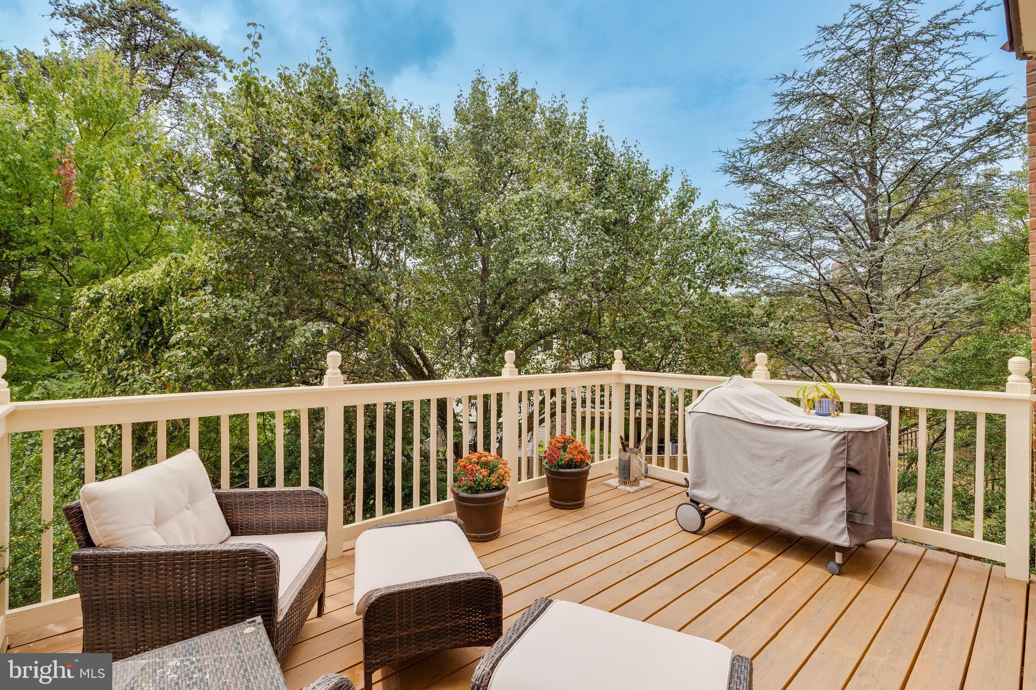 DECOVERLY ADVENTURE - Residential