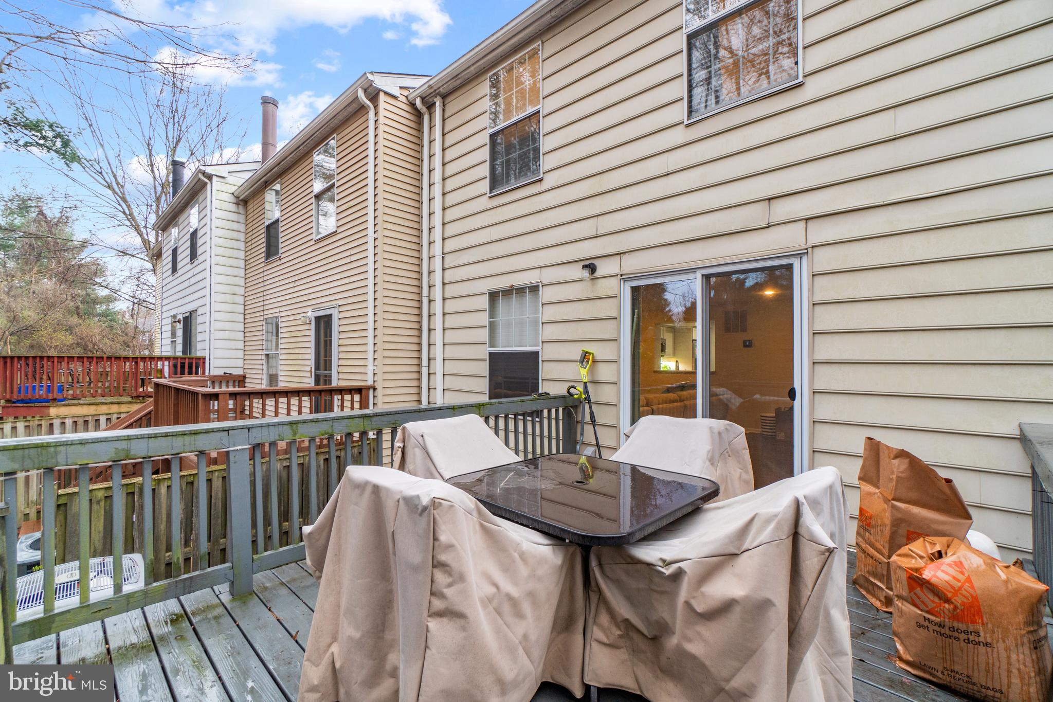 HOWARD HEIGHTS - Residential