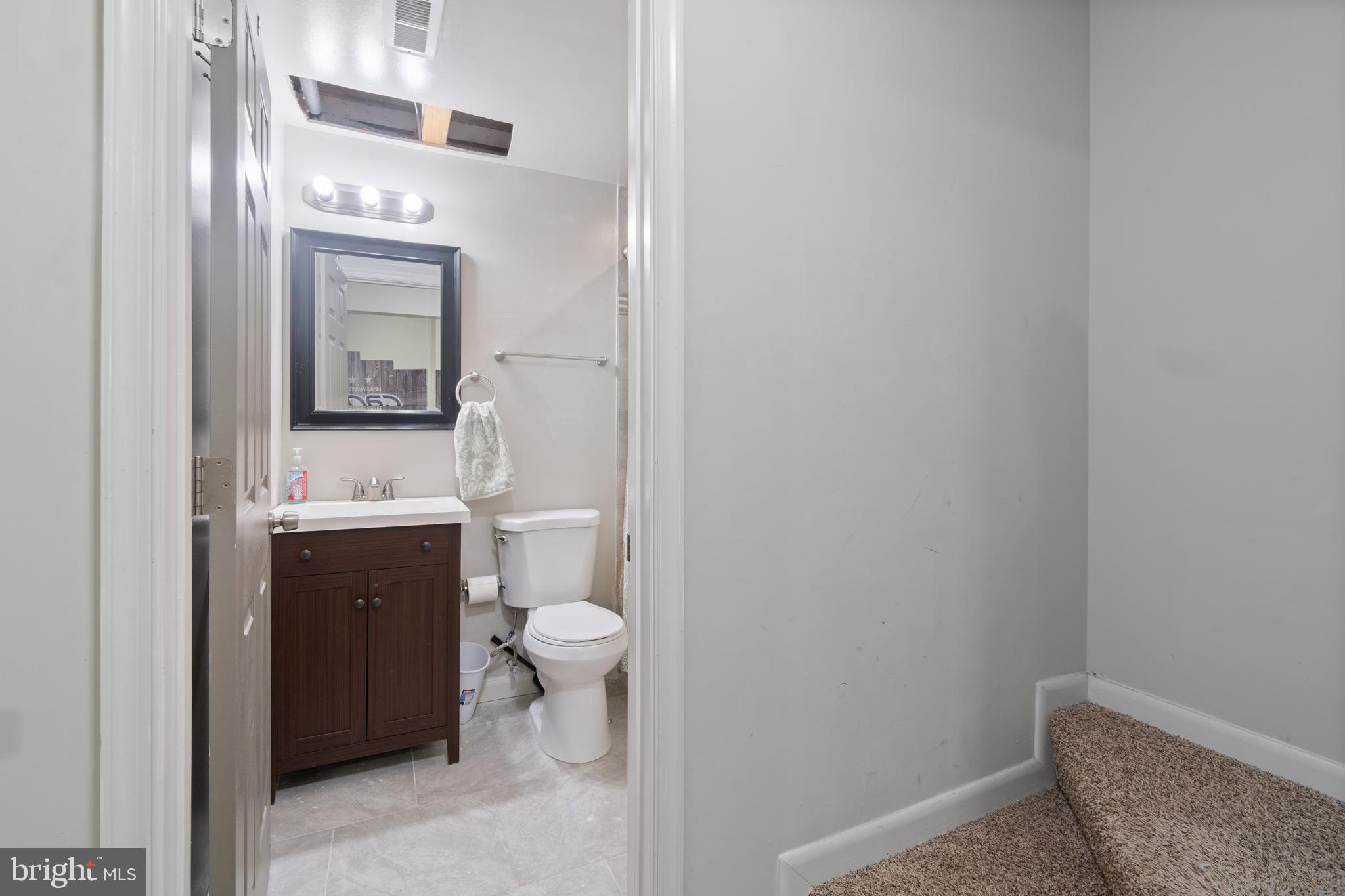 HOWARD HEIGHTS - Residential