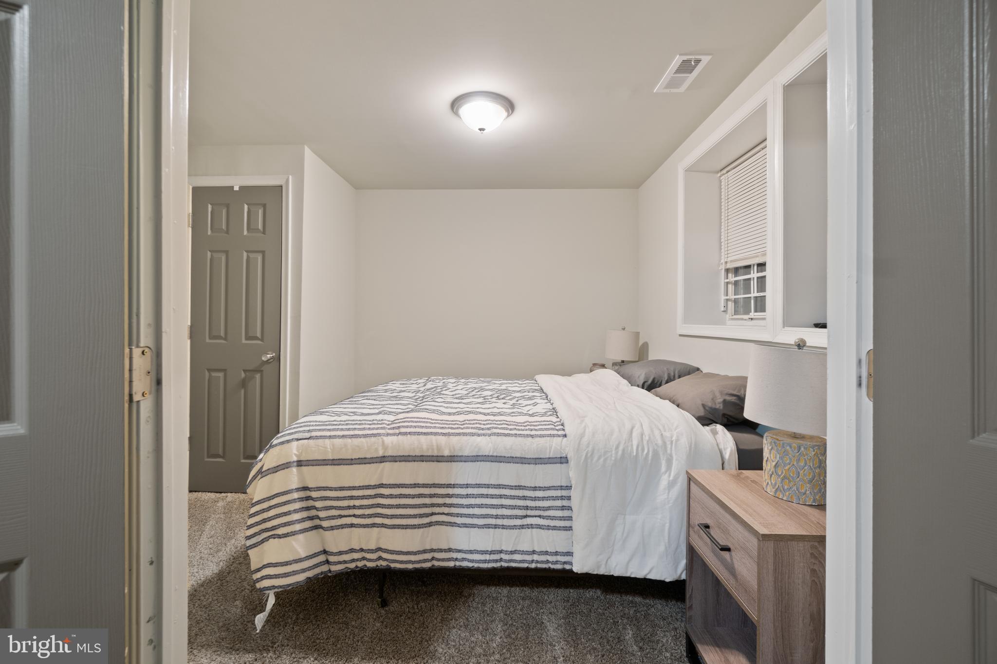 HOWARD HEIGHTS - Residential