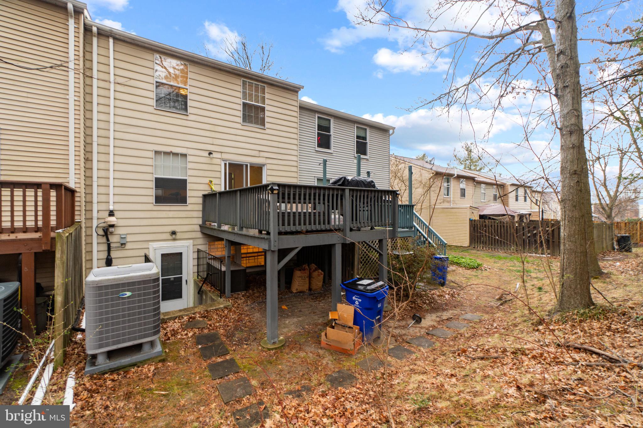 HOWARD HEIGHTS - Residential