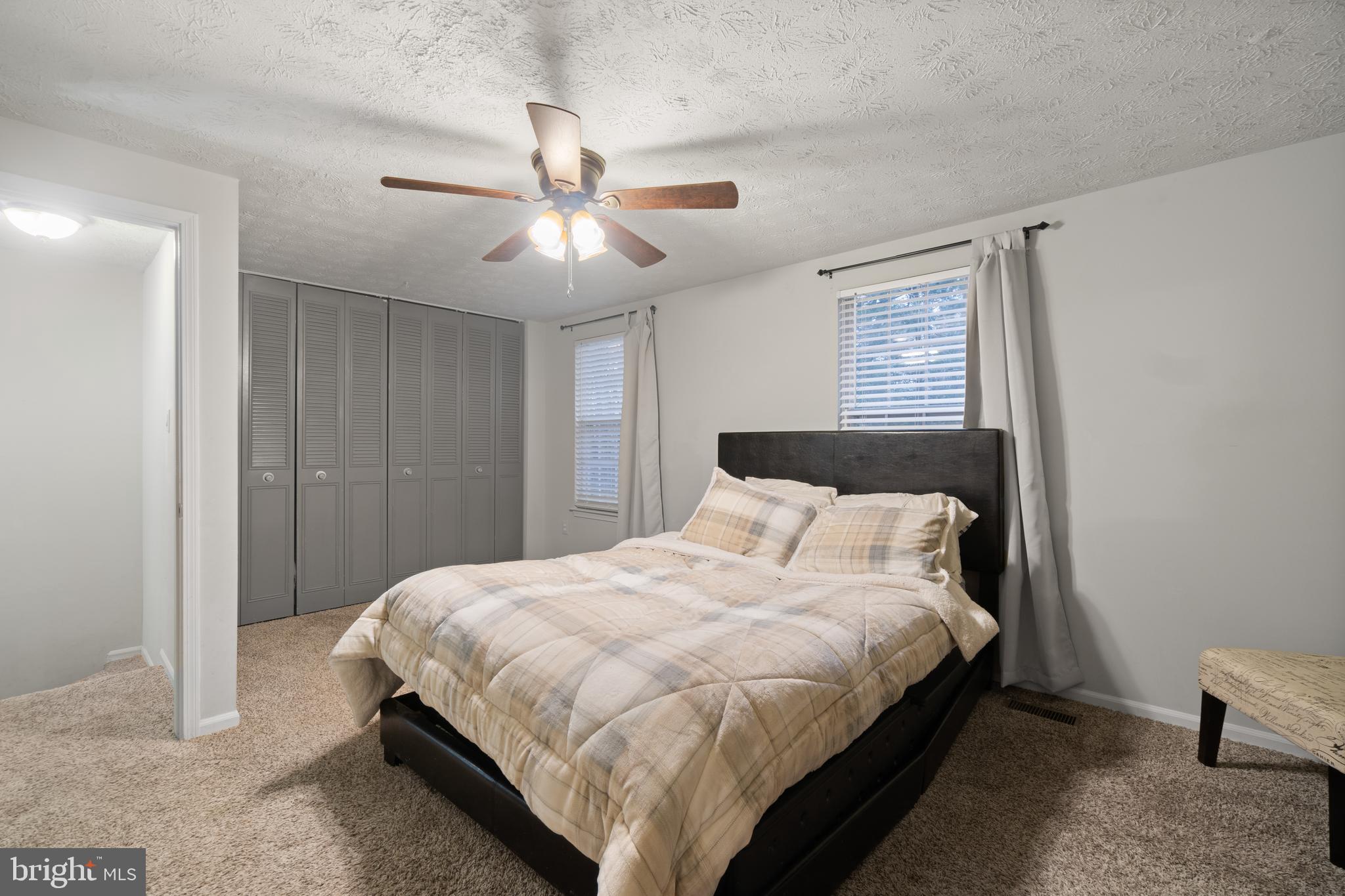 HOWARD HEIGHTS - Residential