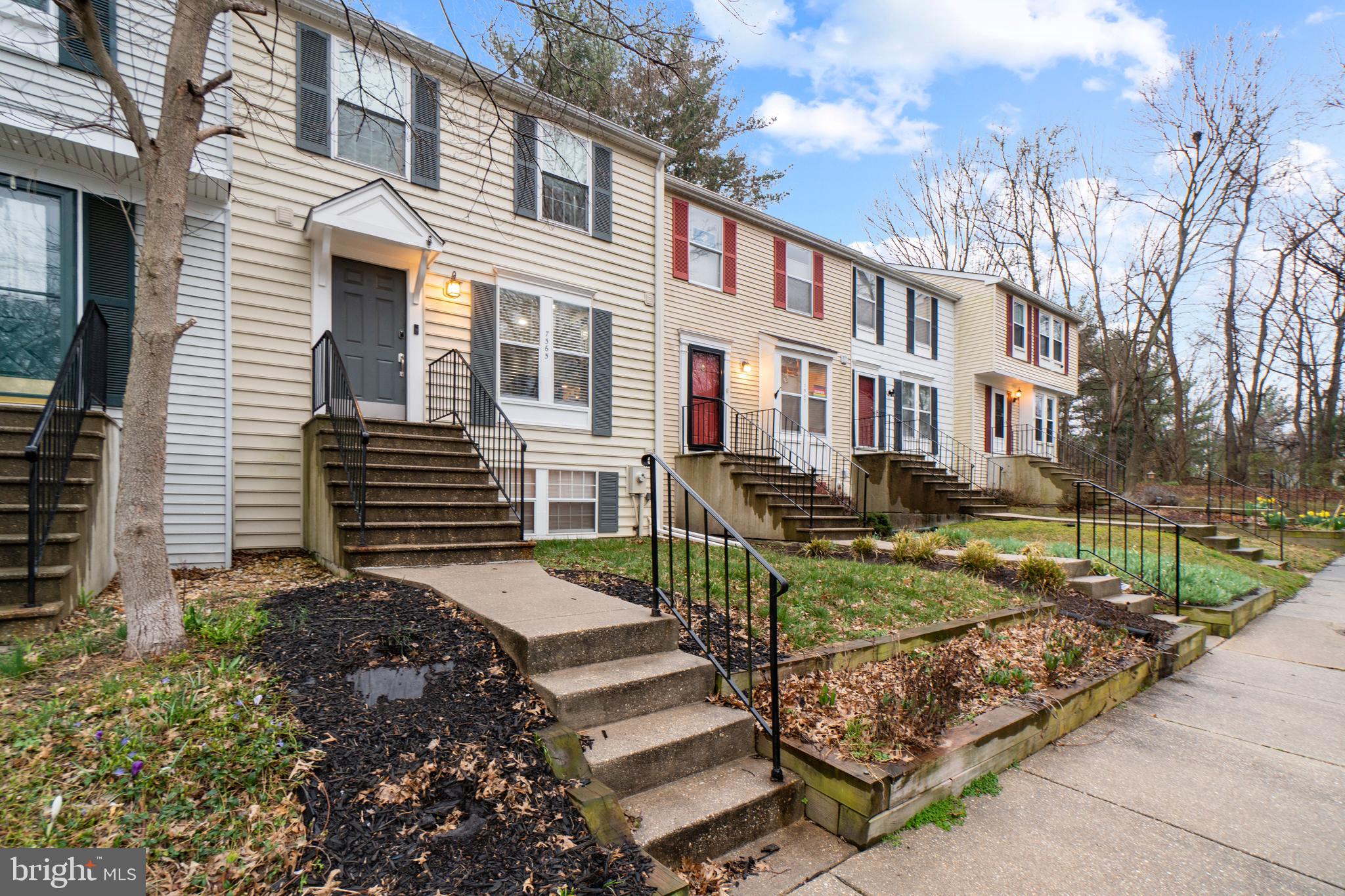 HOWARD HEIGHTS - Residential