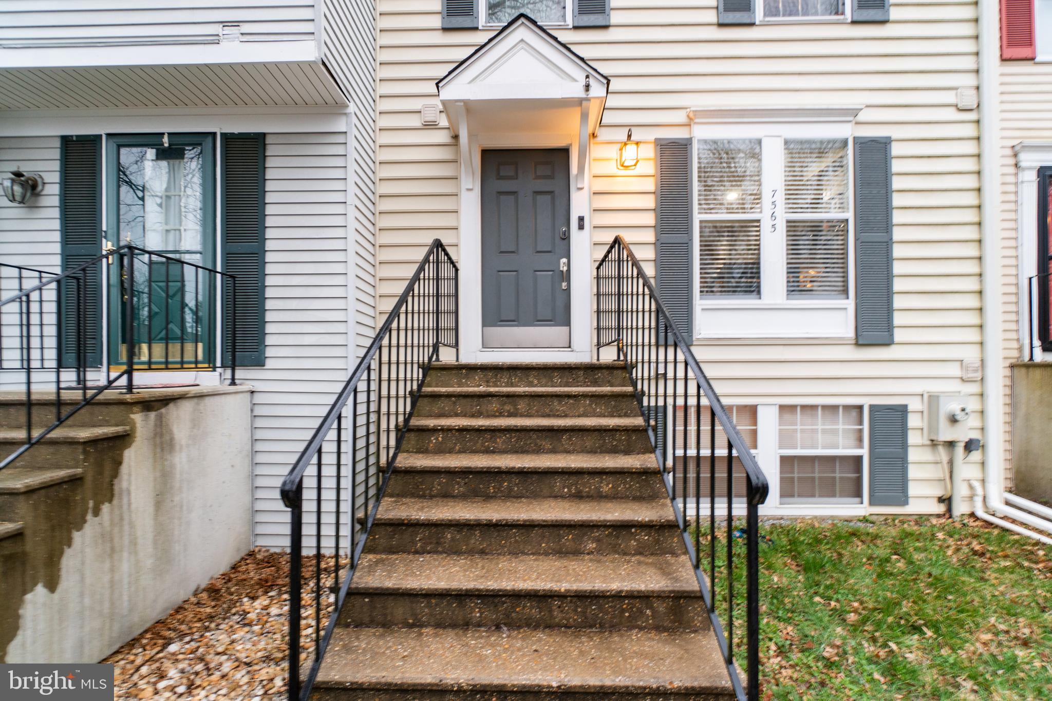 HOWARD HEIGHTS - Residential