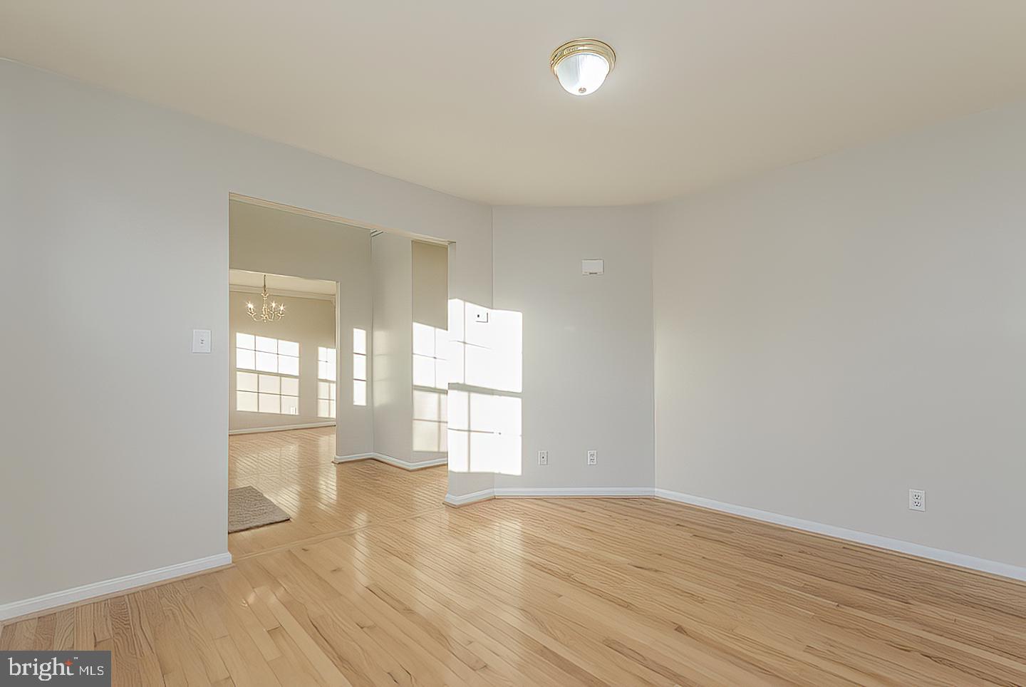 APPLE KNOLLS ESTATES - Residential