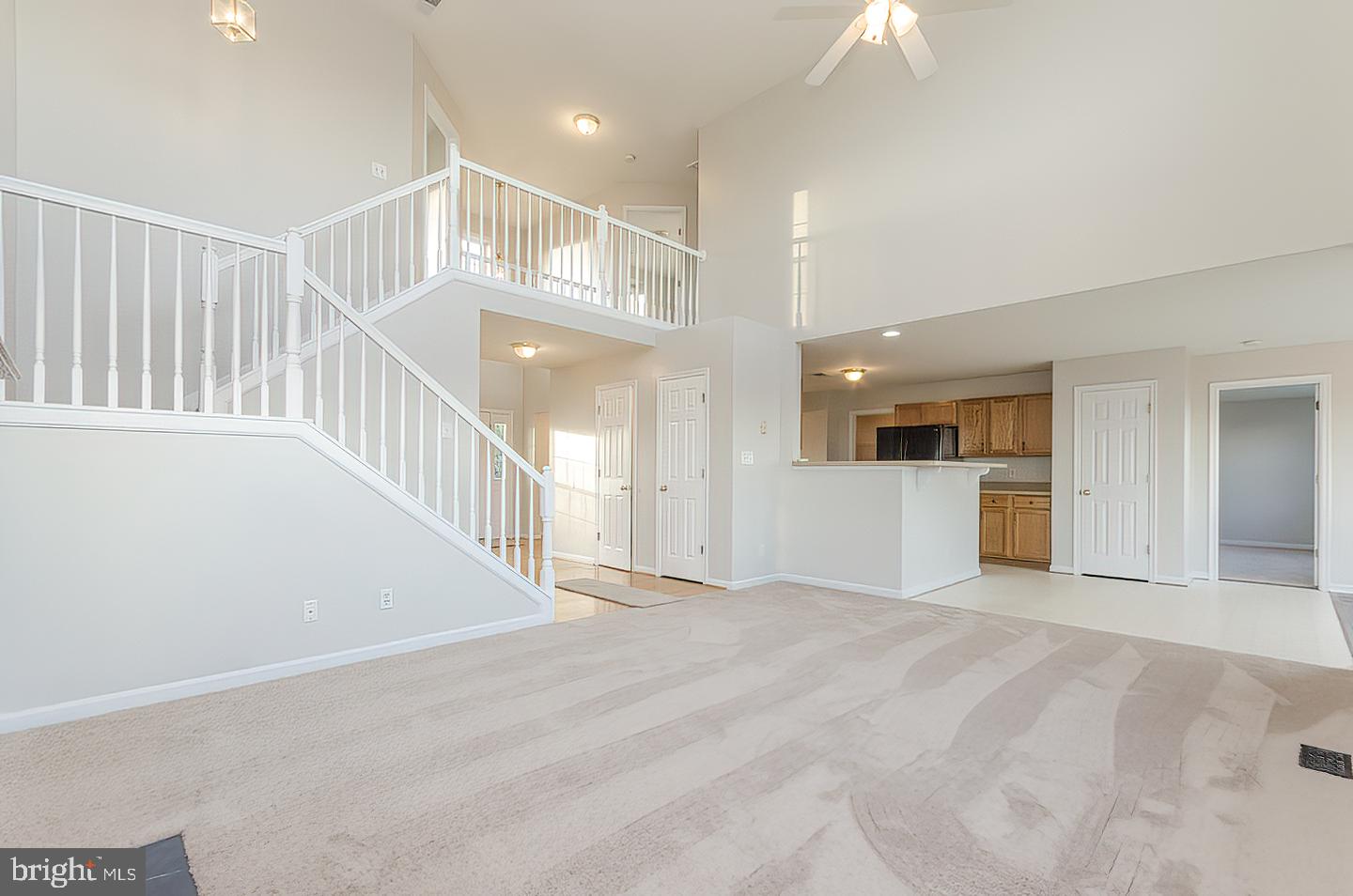 APPLE KNOLLS ESTATES - Residential