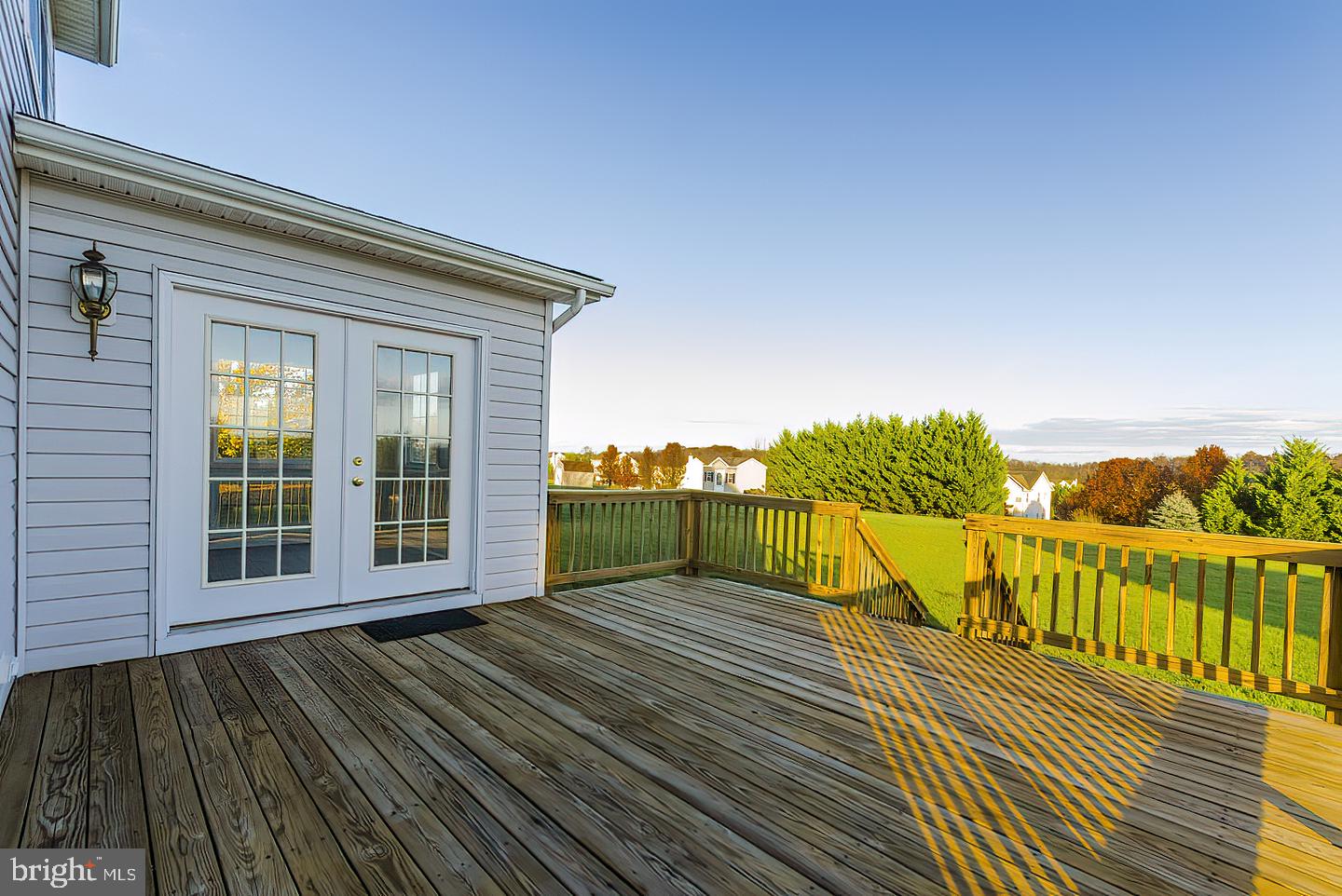 APPLE KNOLLS ESTATES - Residential