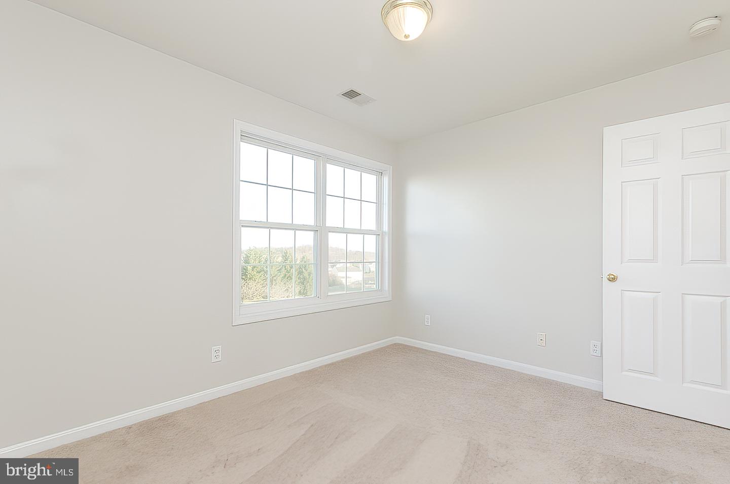 APPLE KNOLLS ESTATES - Residential