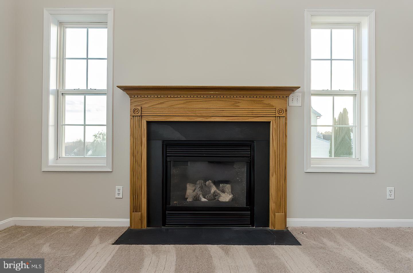 APPLE KNOLLS ESTATES - Residential