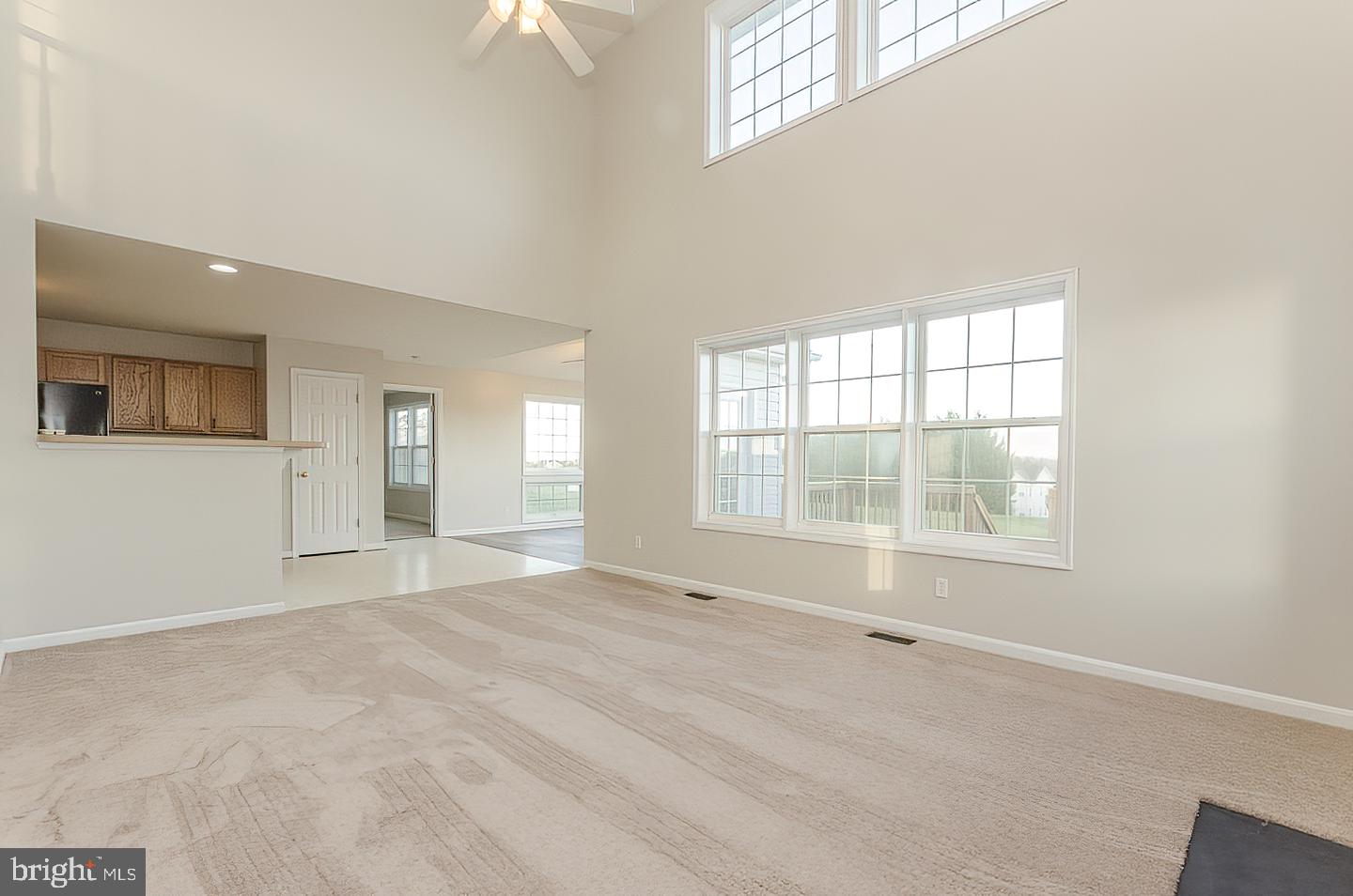 APPLE KNOLLS ESTATES - Residential