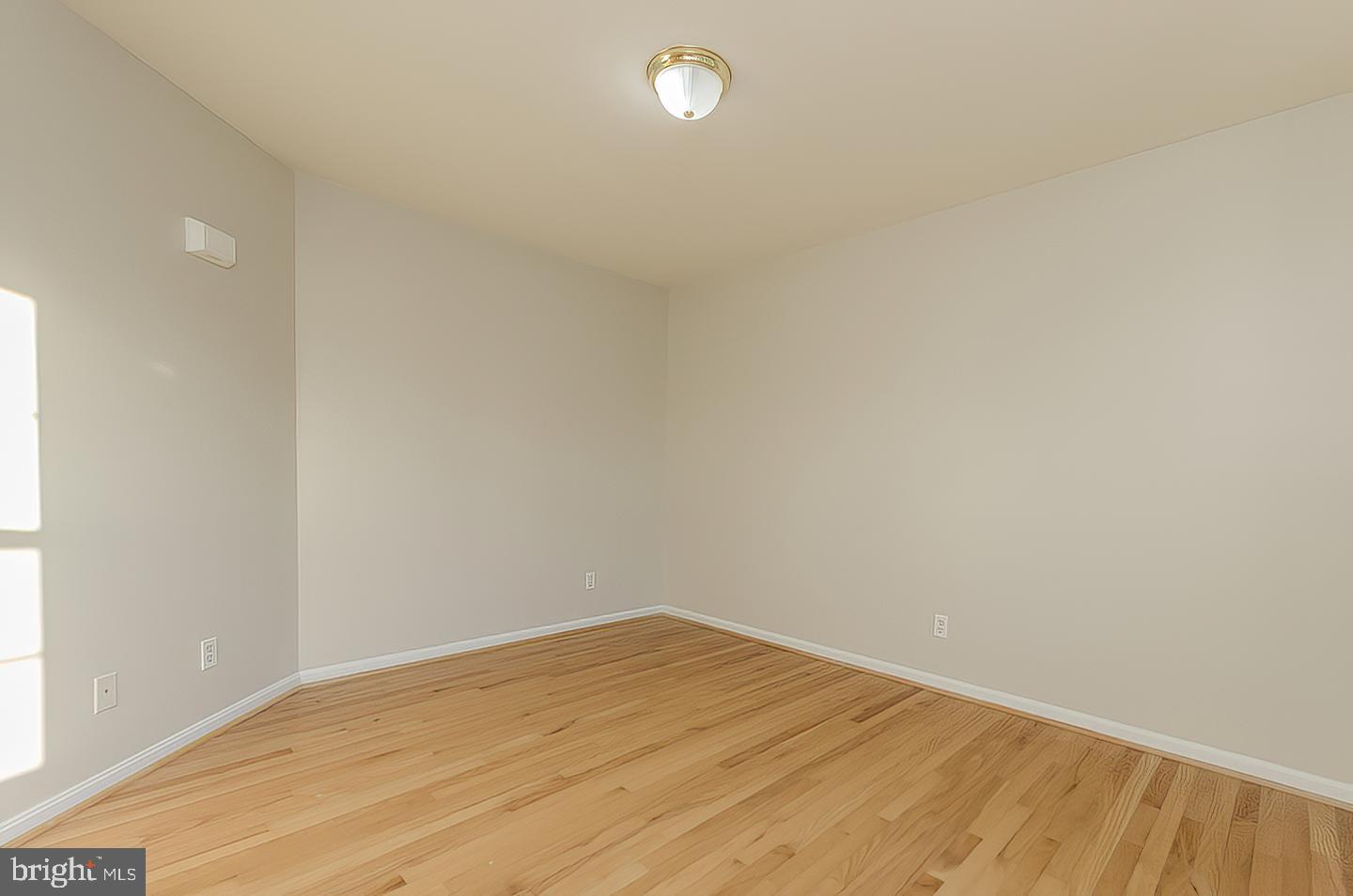 APPLE KNOLLS ESTATES - Residential