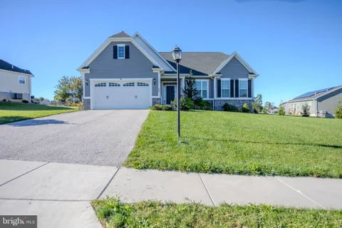 MLS: PAYK2113276