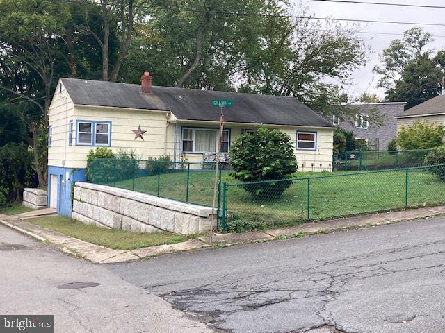 SCHOENTOWN - Residential