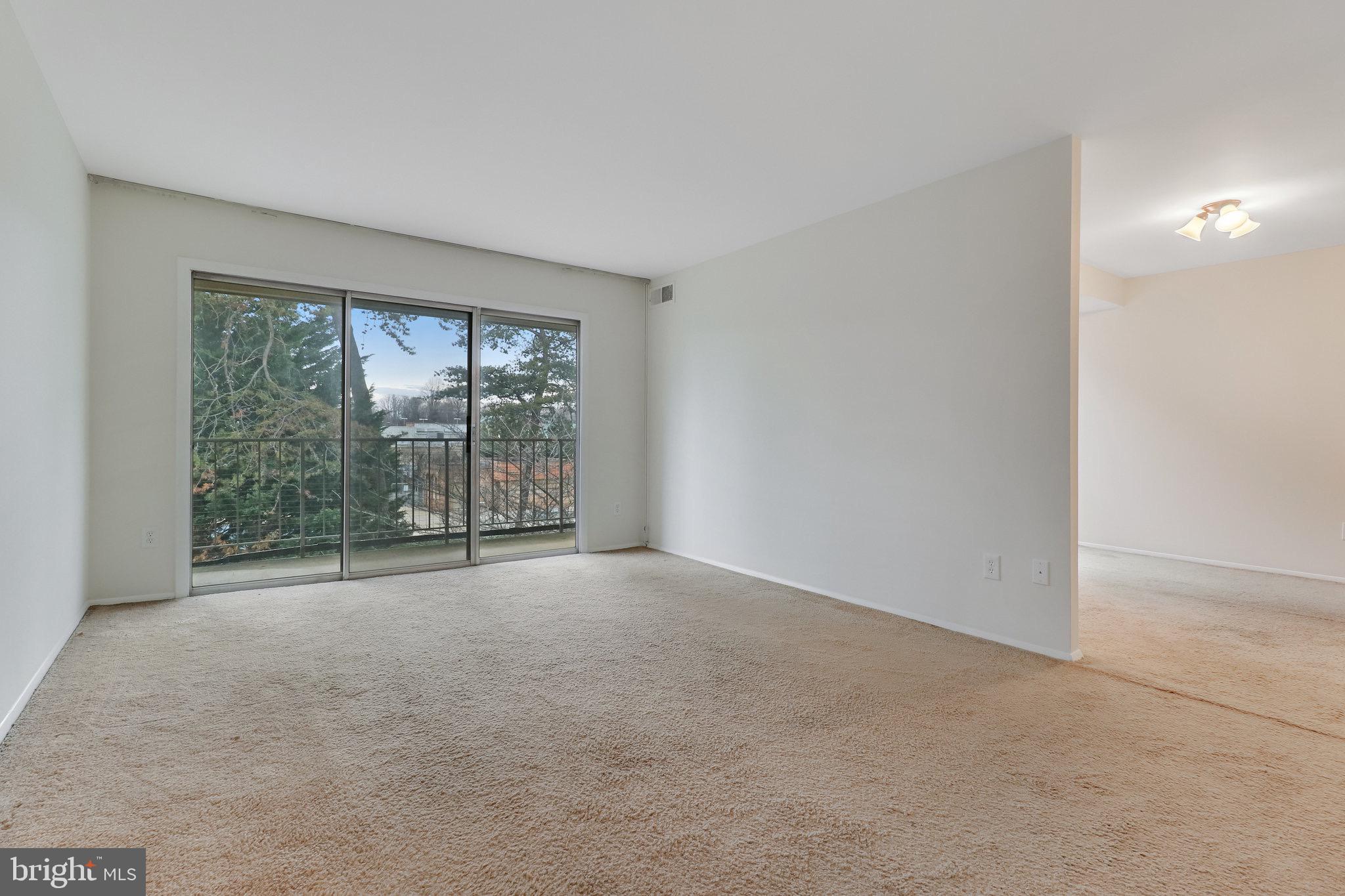 WALNUT GROVE - Residential