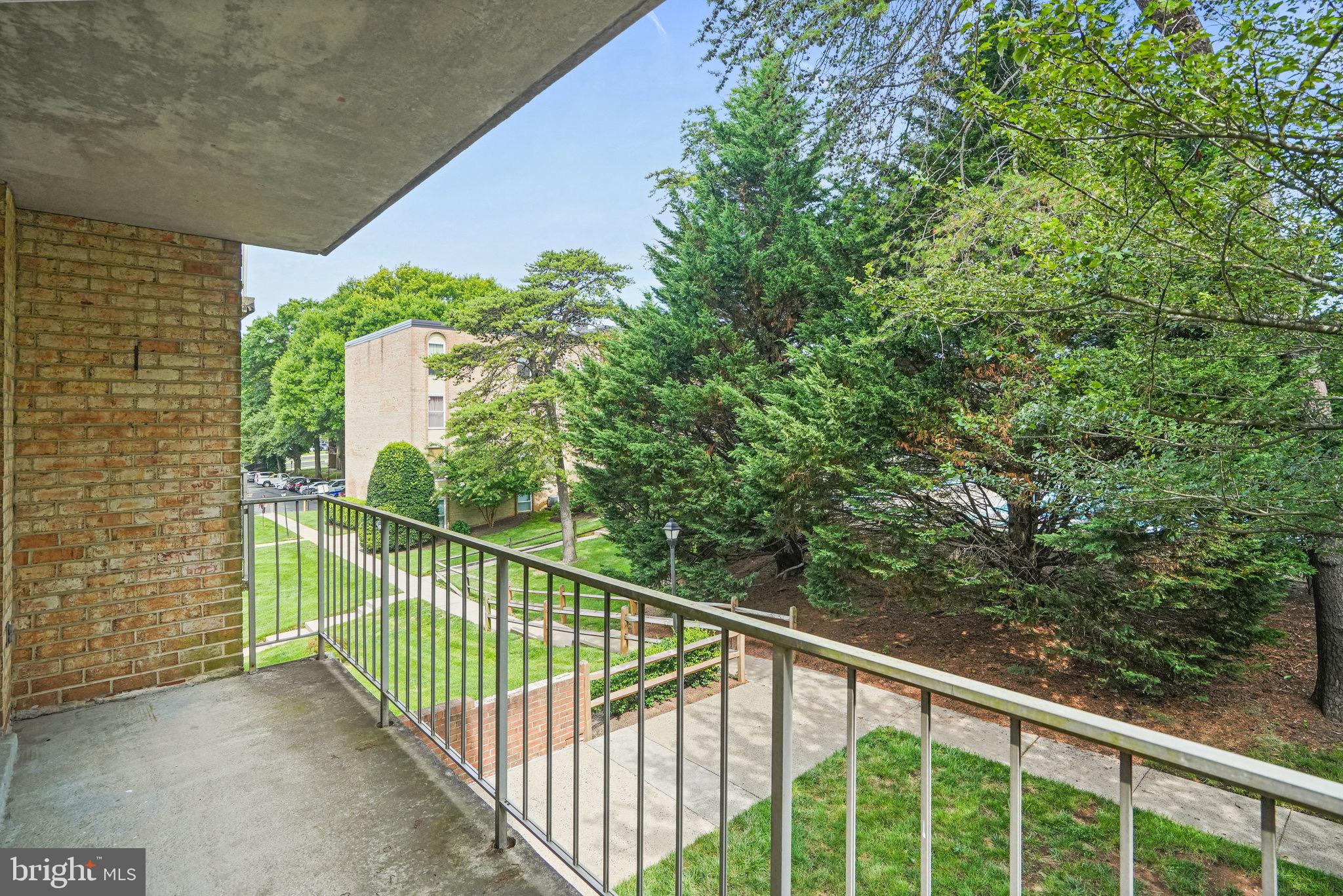 WALNUT GROVE - Residential