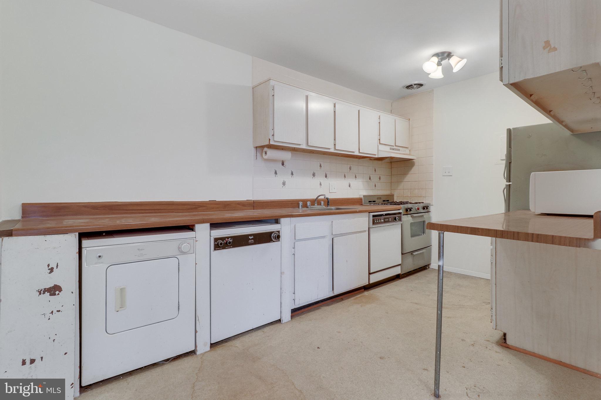 WALNUT GROVE - Residential