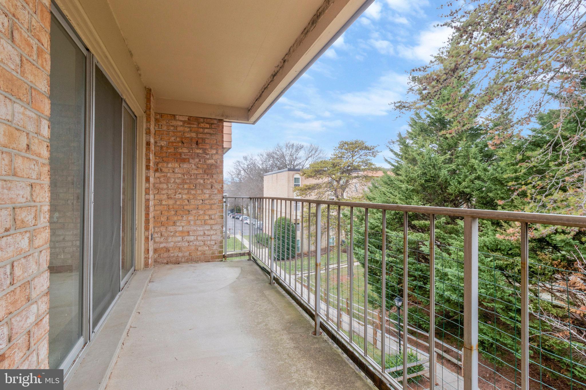 WALNUT GROVE - Residential