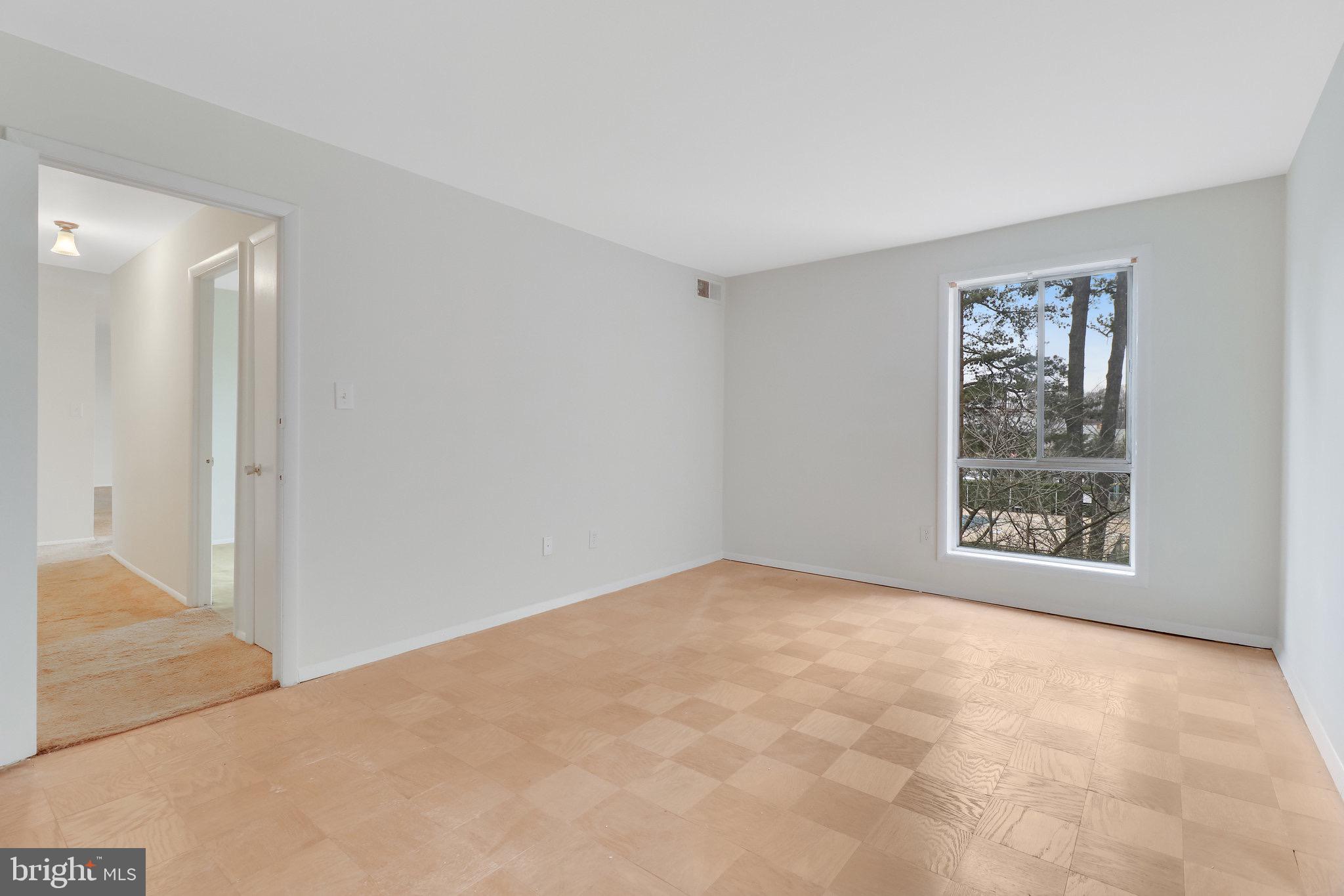 WALNUT GROVE - Residential